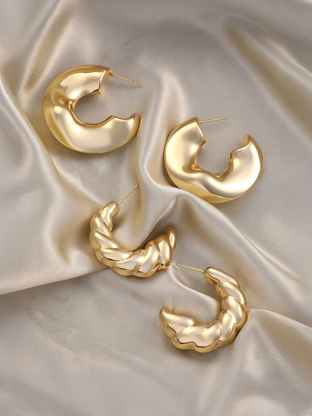 SOHI Set Of 2 Gold-Plated Chunky Contemporary Hoop Earrings
