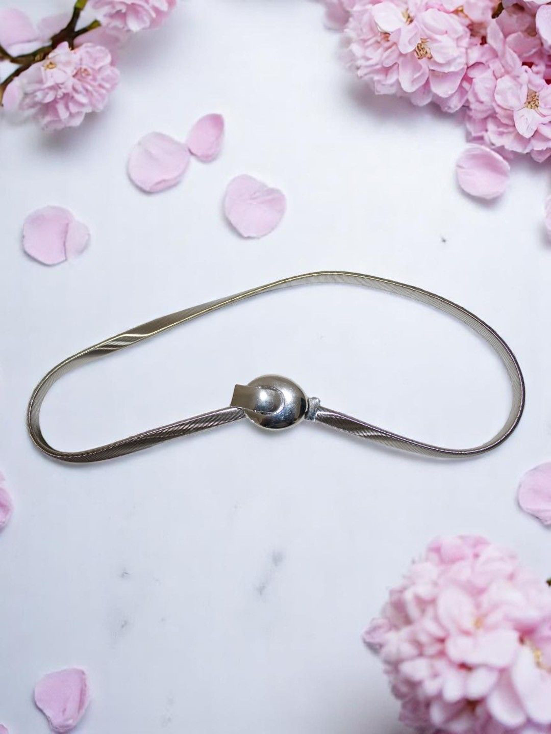 Jolly Faces Women Solid Slim Stylish Casual Silver Belt