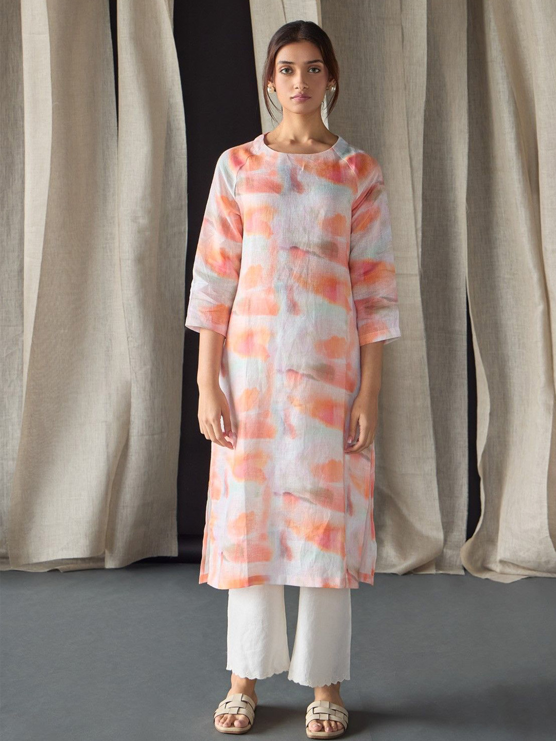 Bombay Bloom Apricot  Women Abstract Printed Round Neck Straight Kurta