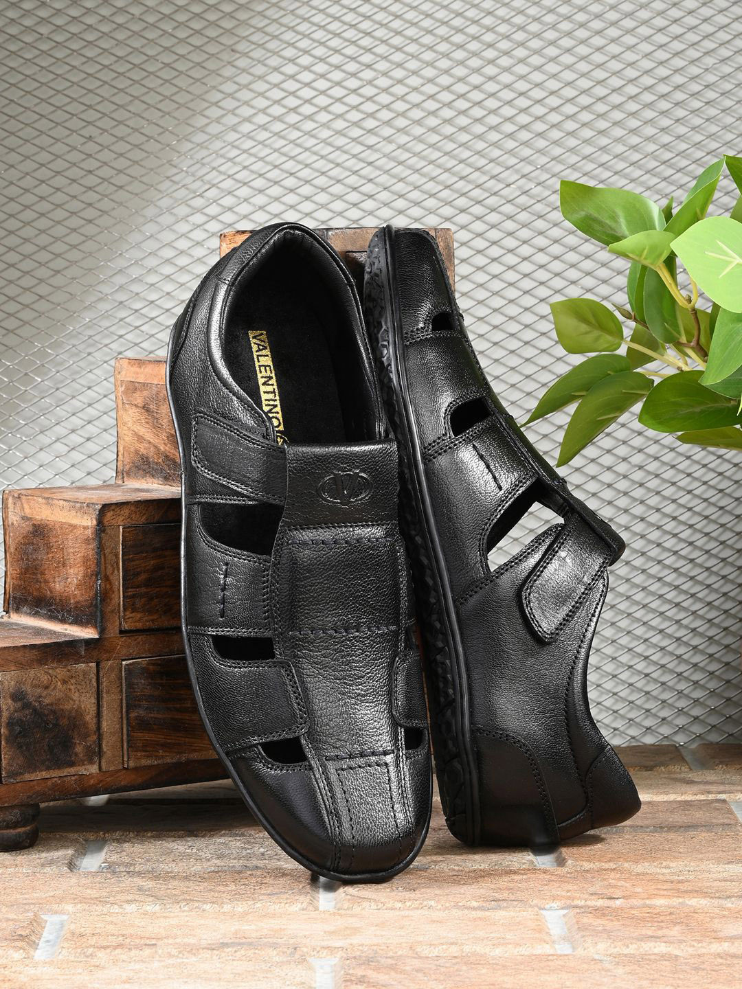 Valentino Men Leather Shoe-Style Sandals