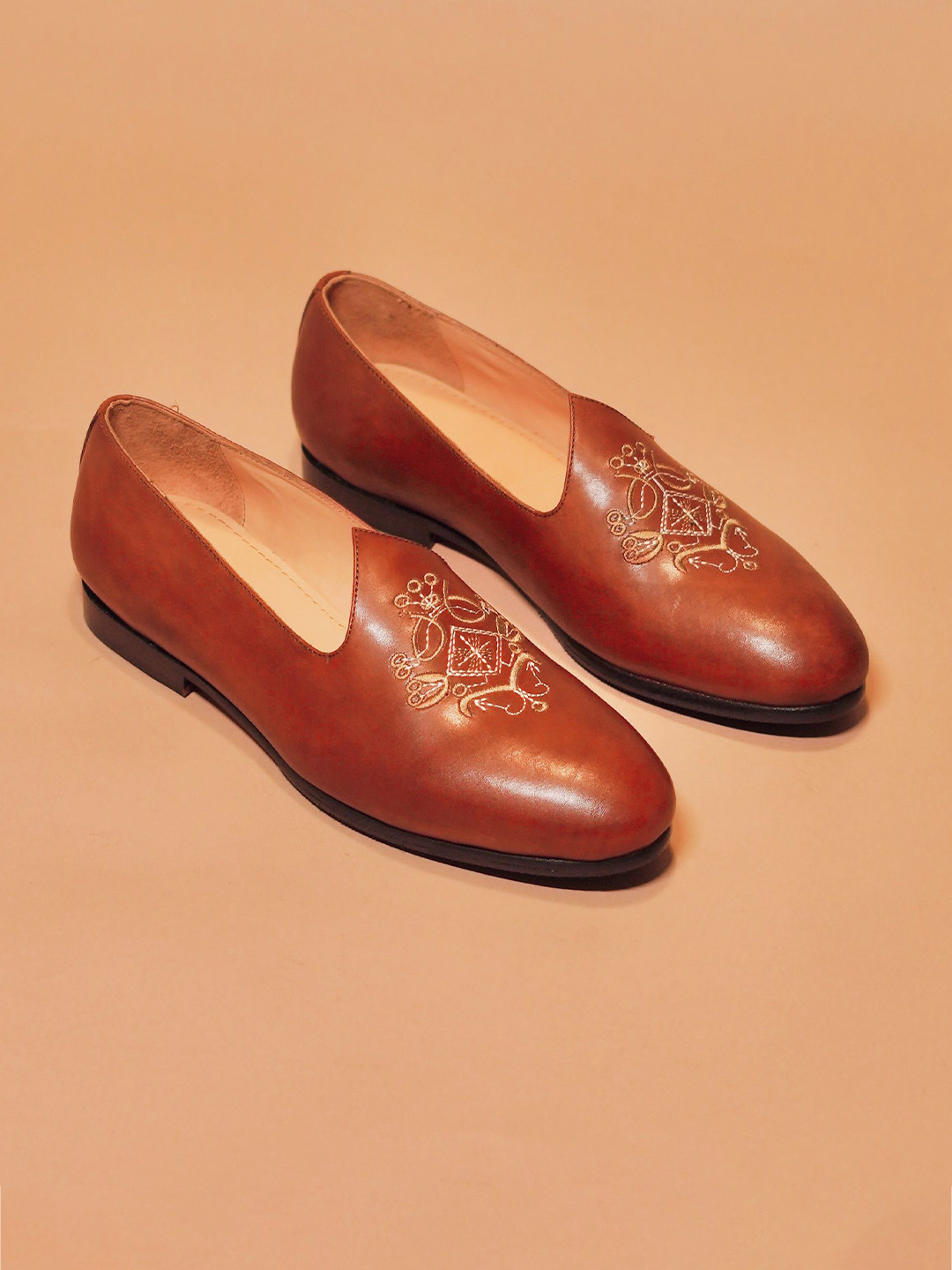 dmodot Men Woven Design Leather Oxfords