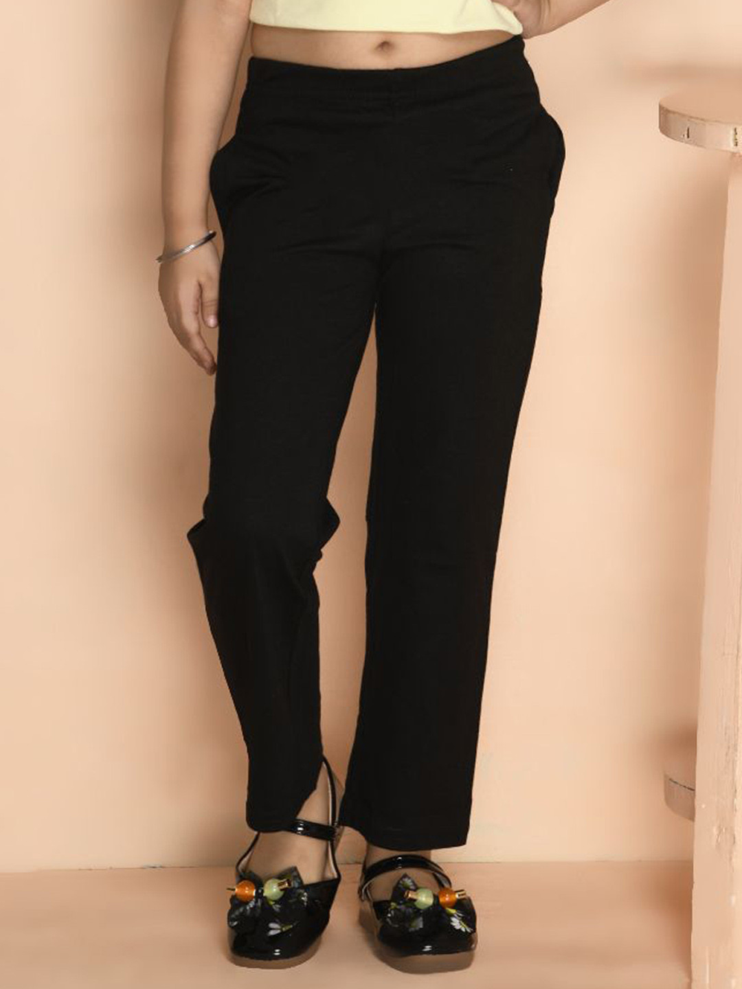 Kids Cave Girls Solid Relaxed Fit Mid-Rise Casual Regular Trouser