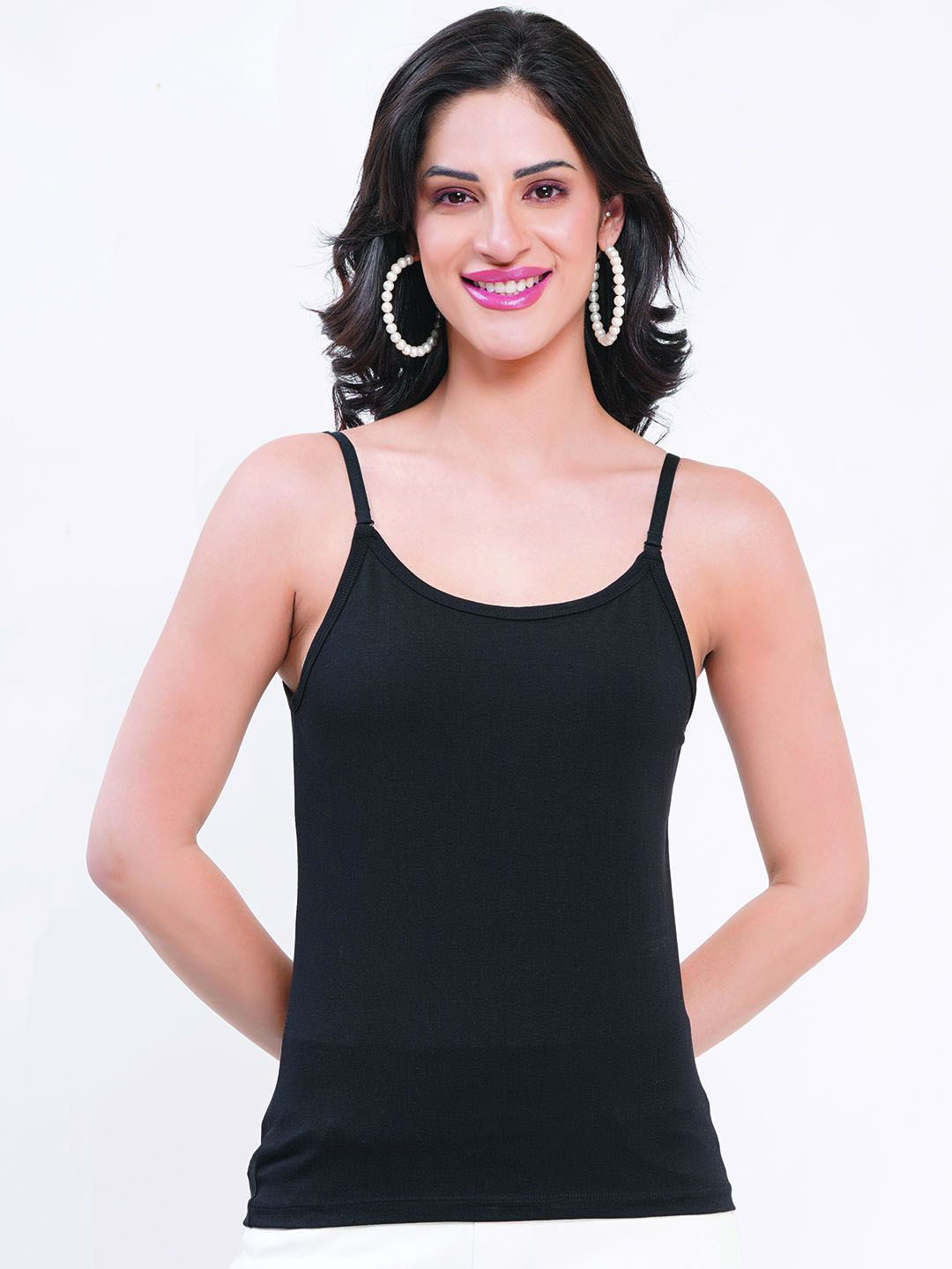 Reveira Non-Padded Round Neck Camisoles