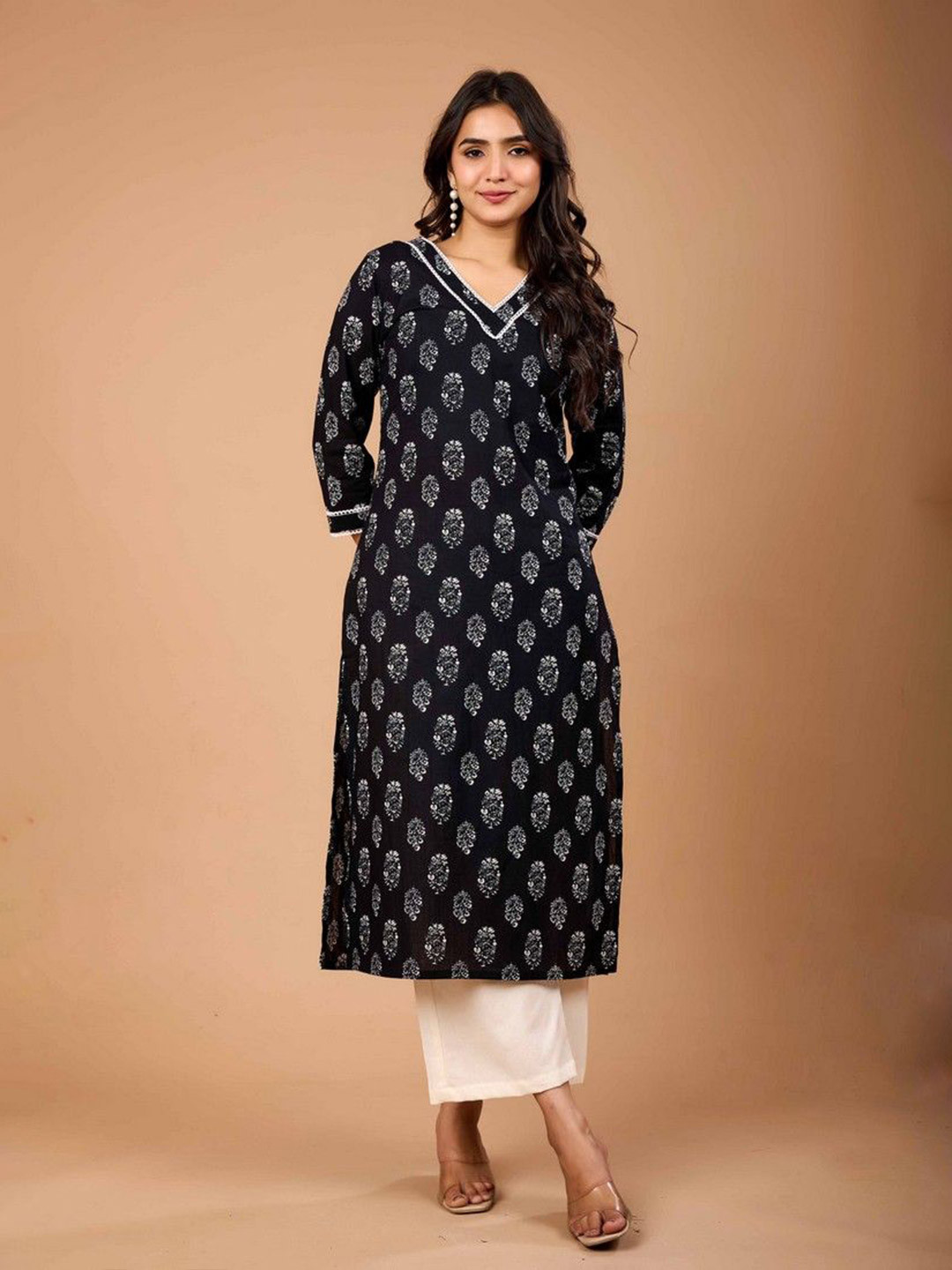 NAMA'S Women Ethnic Motifs Printed V-Neck A-Line Kurta