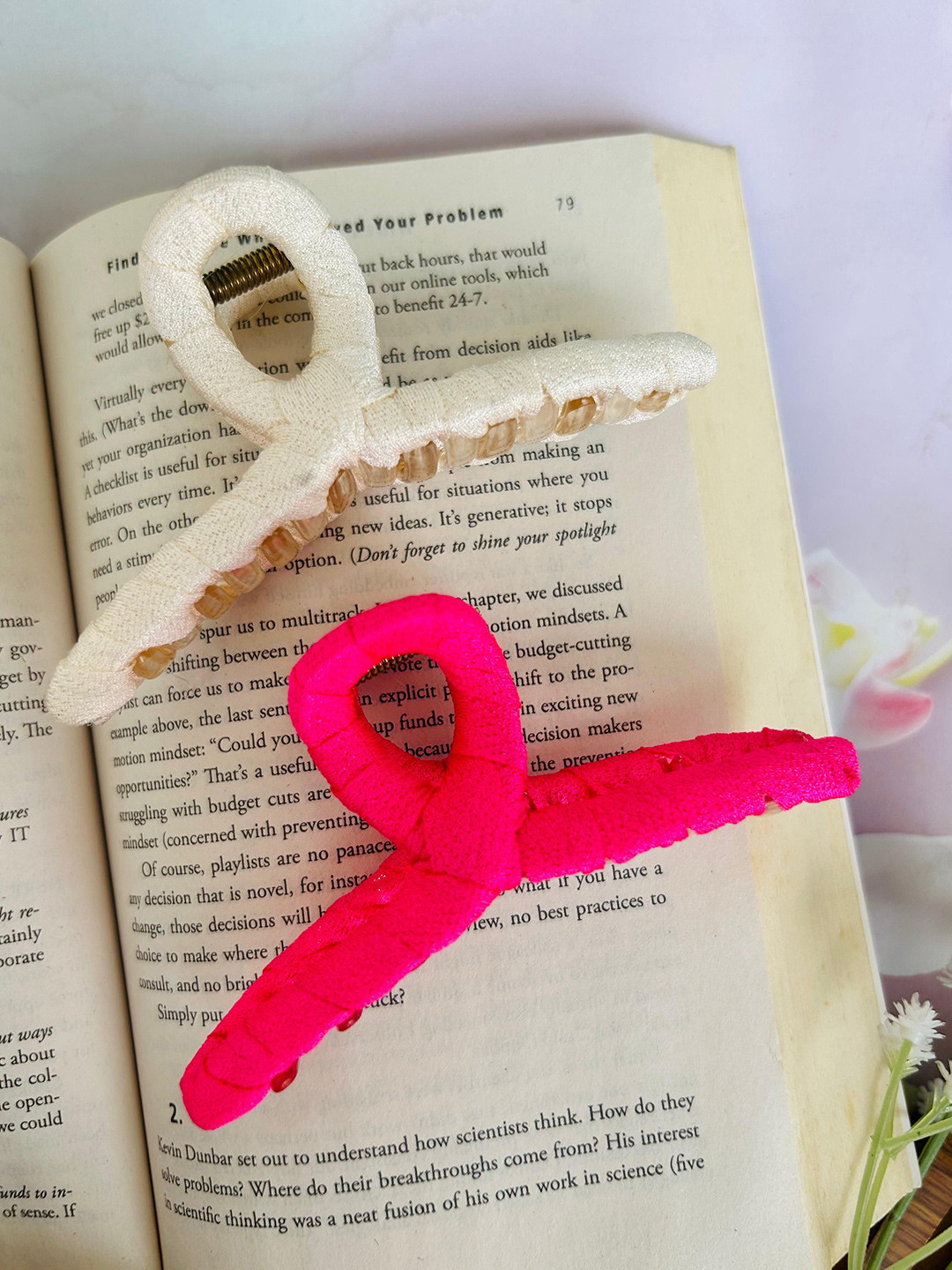 Radhya Accessories Women Set of 2 Fabric Wrapped Acrylic Infinity Hair Claw