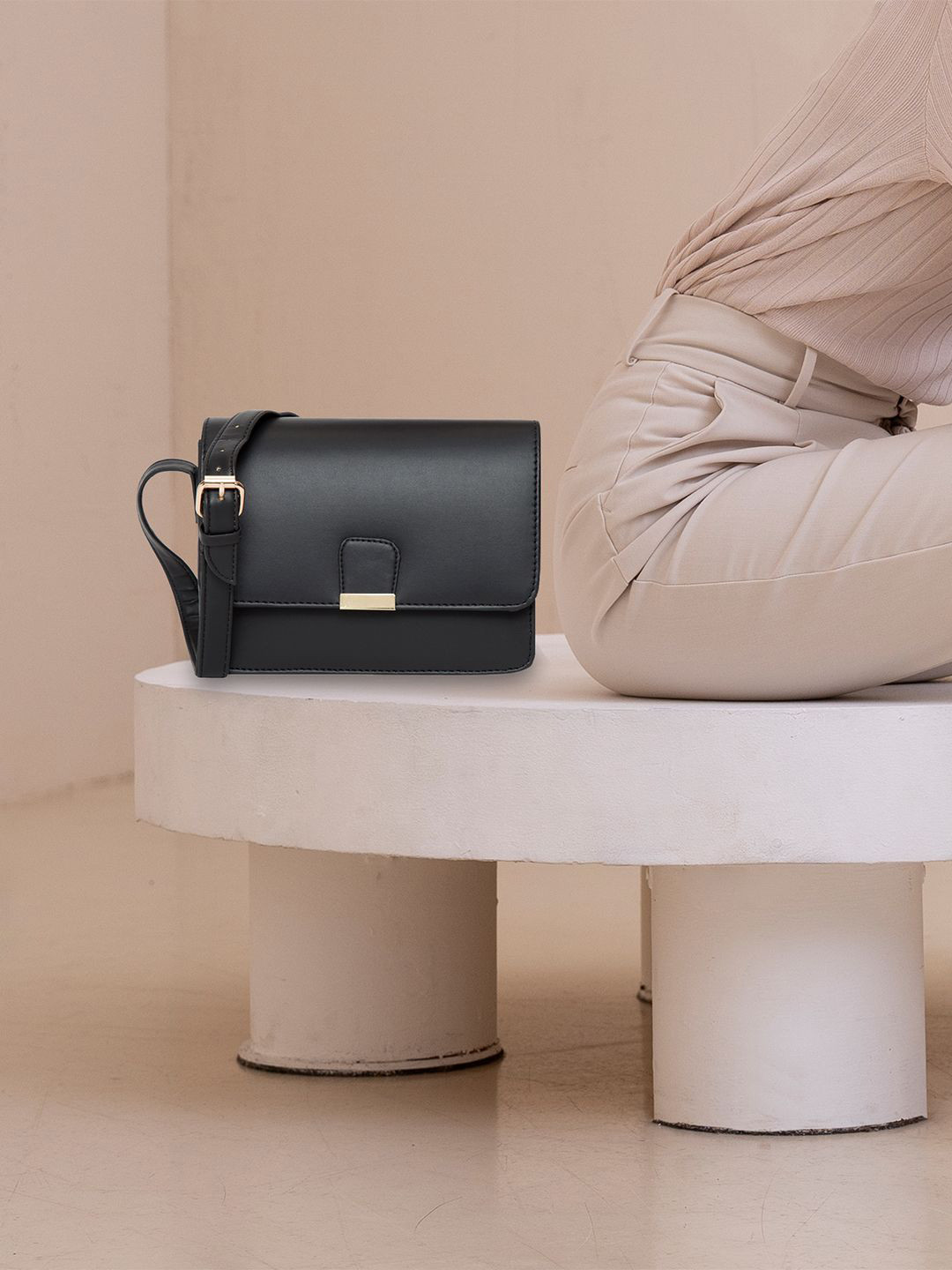 ADISA Push lock Sling Bag