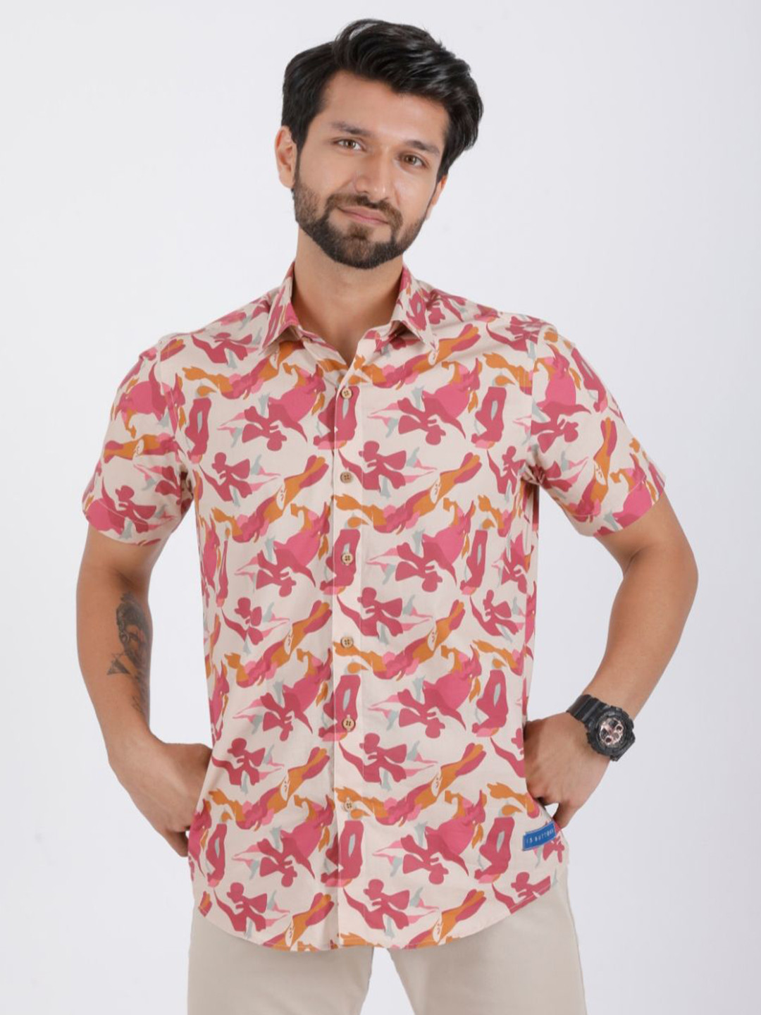 15 BUTTONS Printed Comfort Spread Collar Casual Cotton Shirt