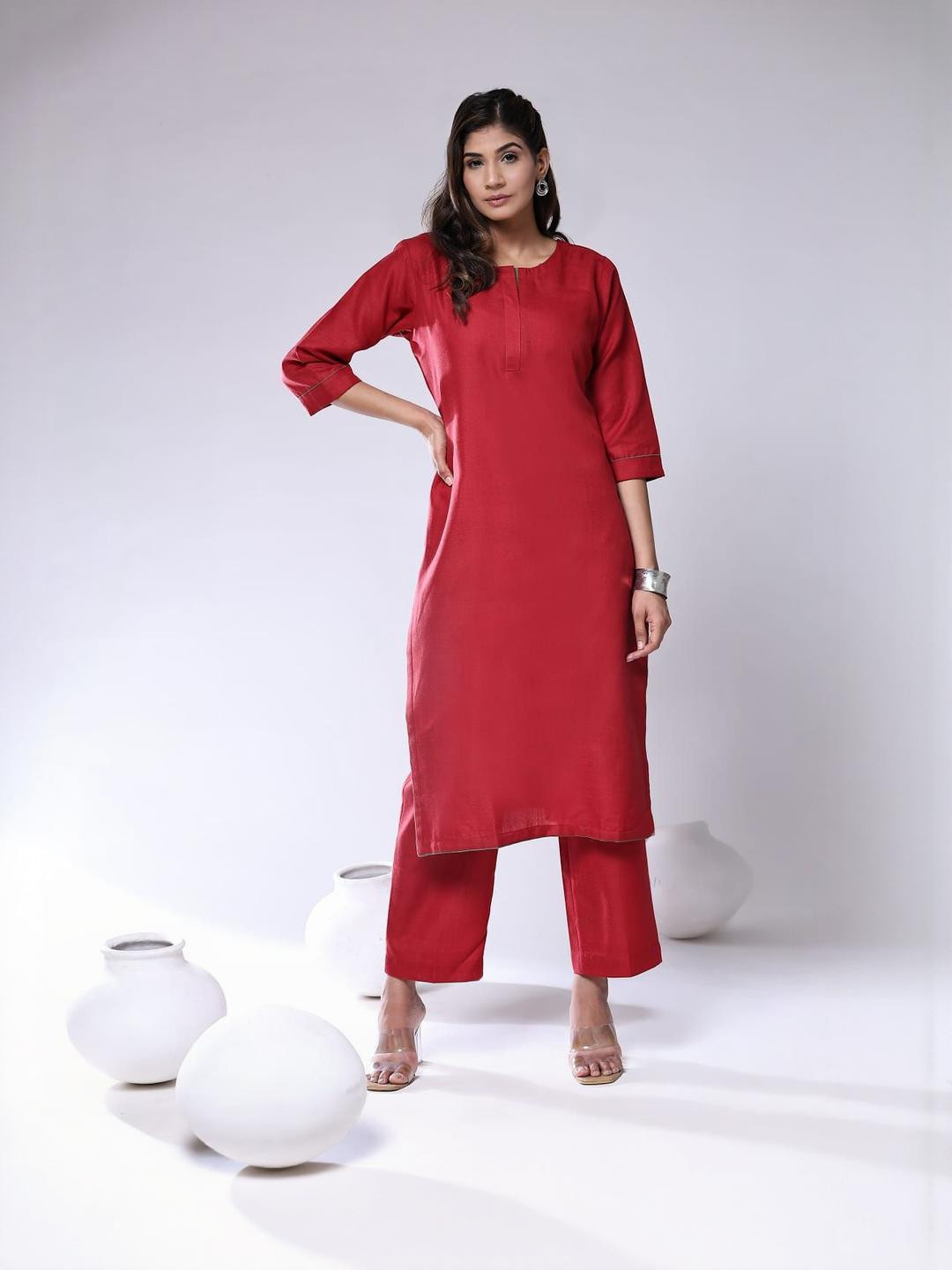 itora Women Regular Kurta with Trousers