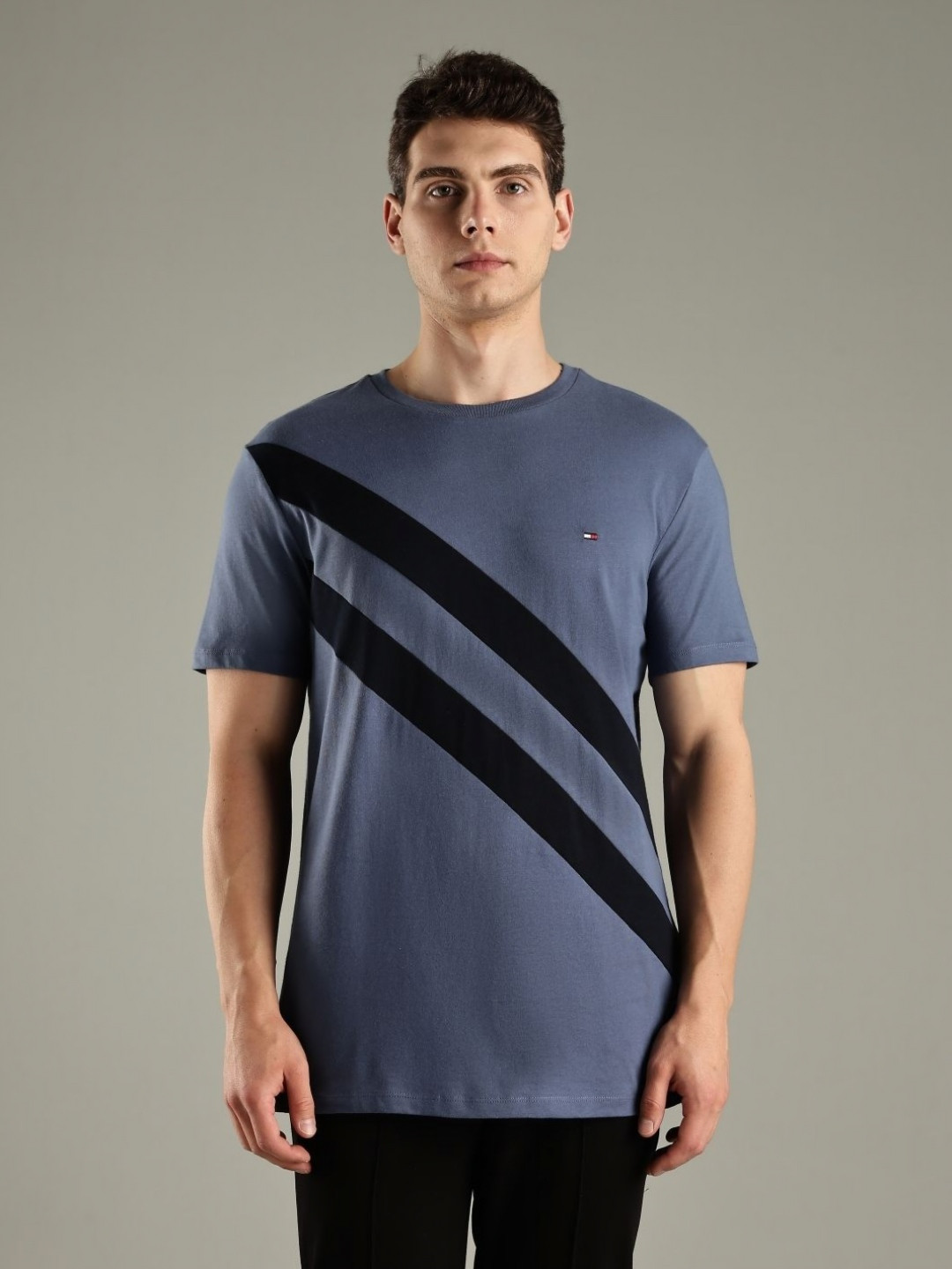 Tommy Hilfiger U S Striped Round Neck Pure Cotton T-Shirt