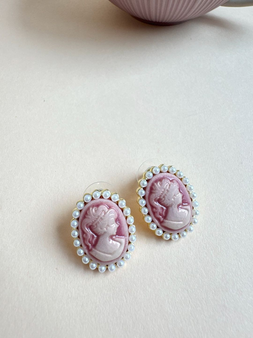The Jewellery Tale Stainless Steel Gold-Plated Pearls Beaded Oval Shaped Studs