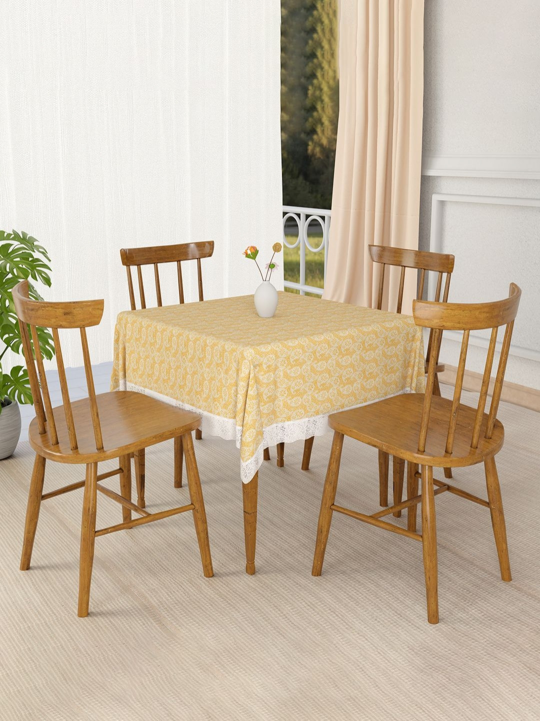 Aura Yellow & White Paisley Printed 4-Seater Table Cover