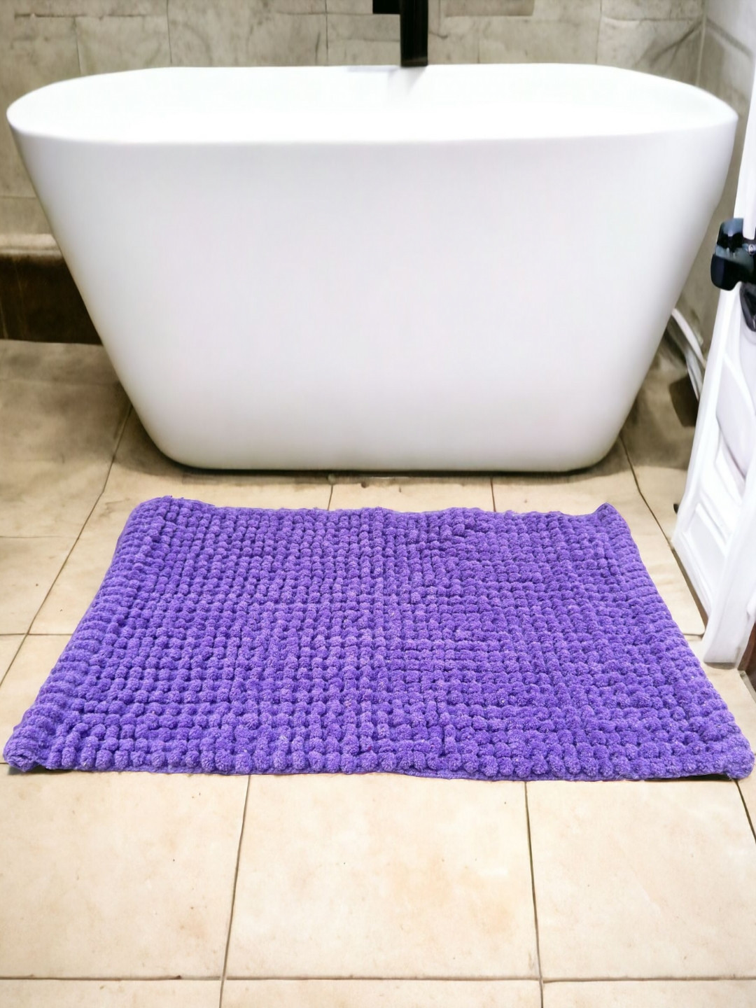 Dolce Casa Lavender-Colored Pure Cotton Chenille 100-GSM Soft Water Absorbing Bath Rug