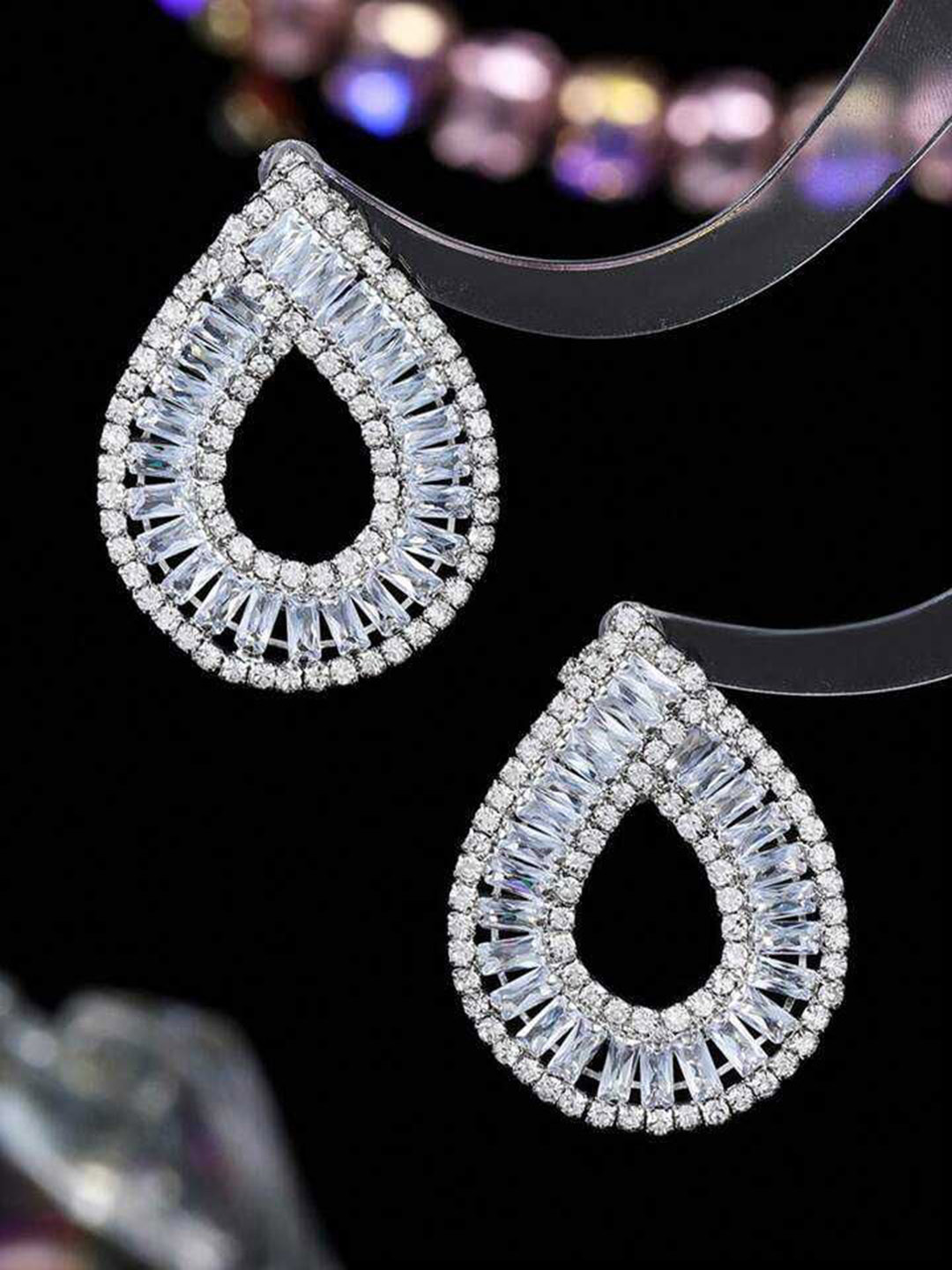 Bling Queen Cubic Zirconia Studded Earring
