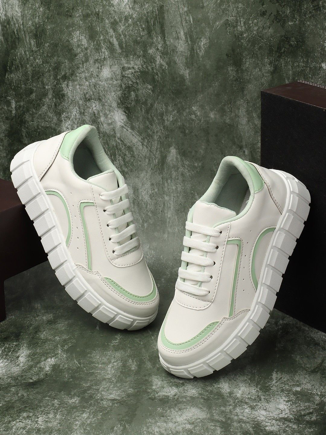 Ifah Star Greenee Women Woven Design Sneakers