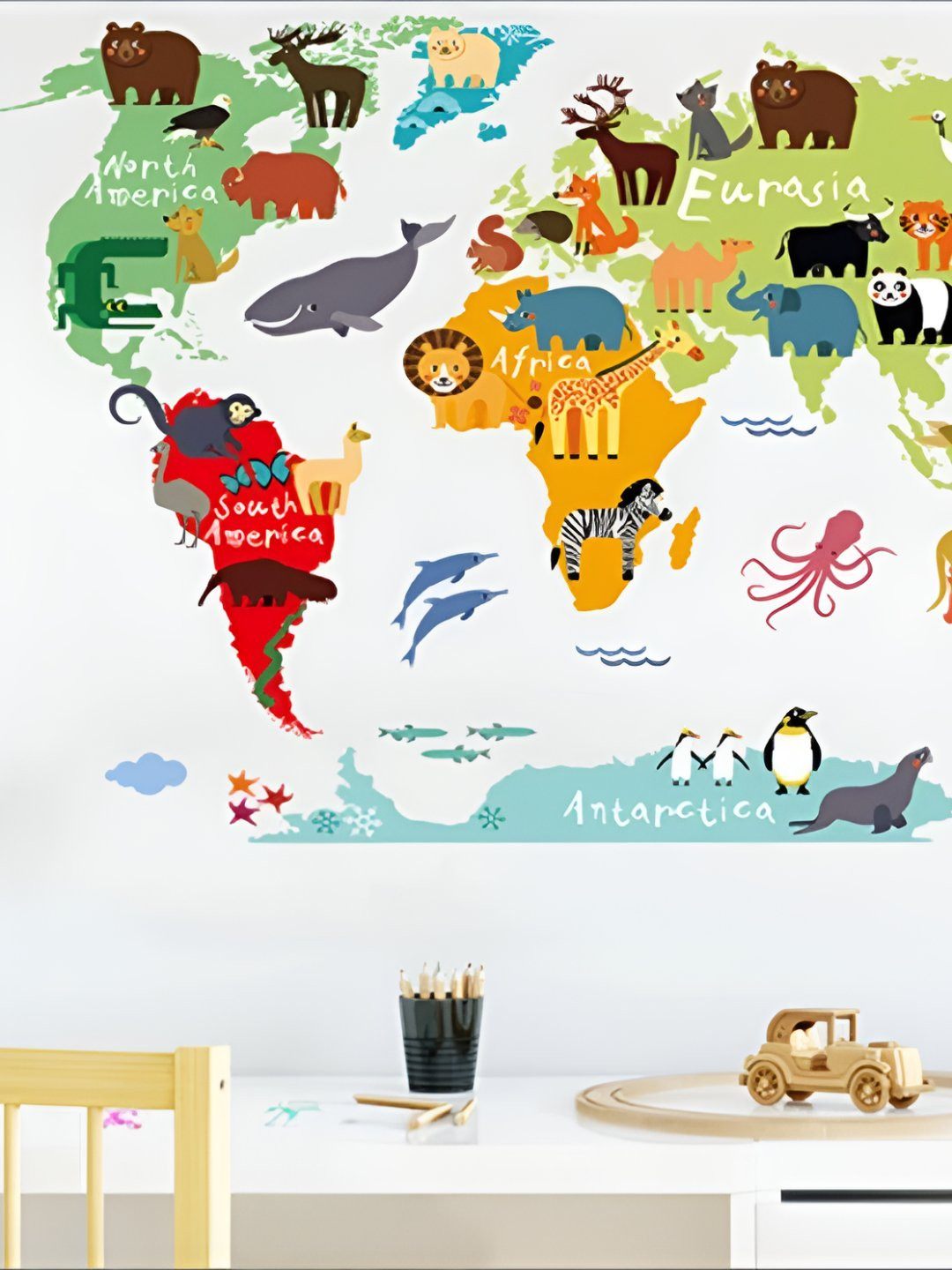 INDIAN ROYALS Green & Red World Map Self Adhesive Wall Sticker