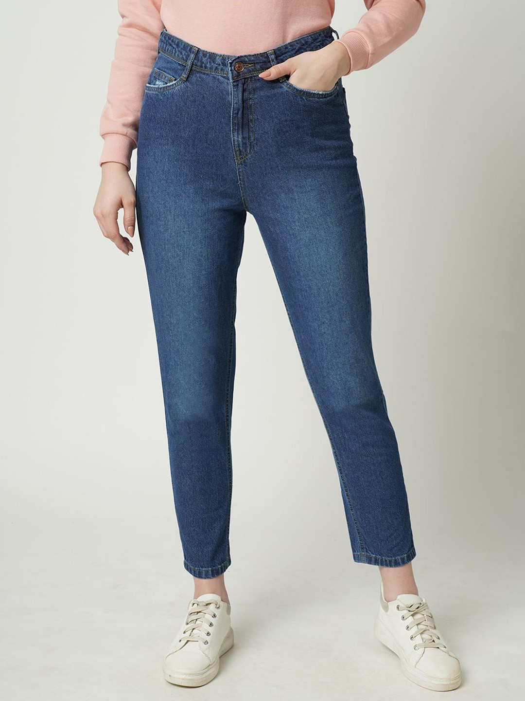 Kraus Jeans Women High-Rise Slim Fit Light Fade Jeans