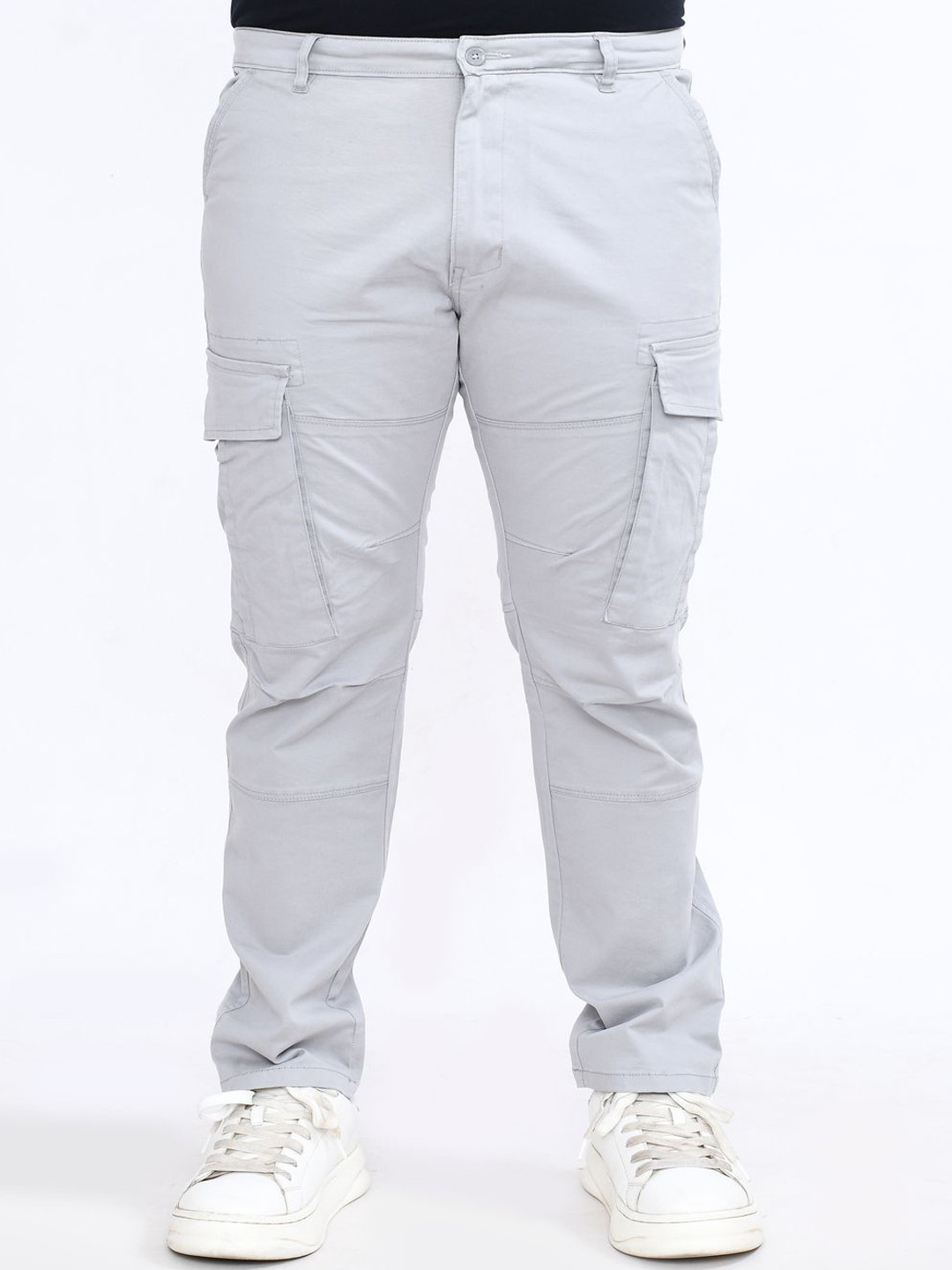 PASSPORT JEANS Men Solid Regular Fit Mid-Rise Flat-Front Cargos Trousers