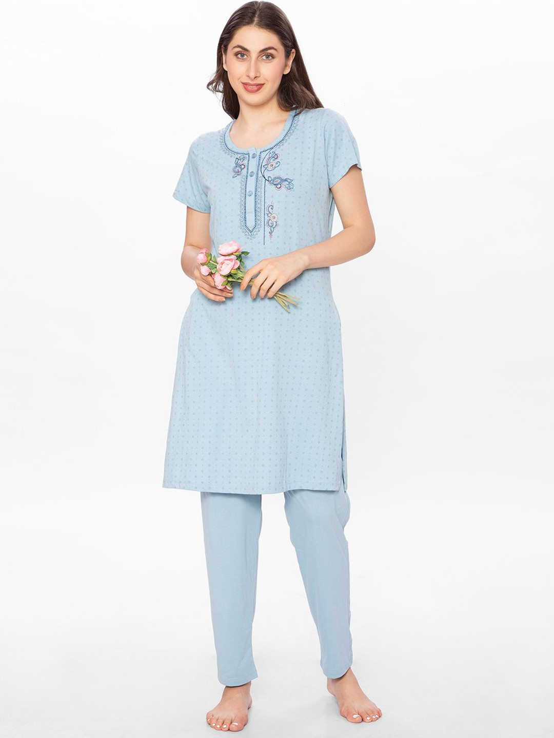 HAUTEMODA Printed Round Neck Night Suit
