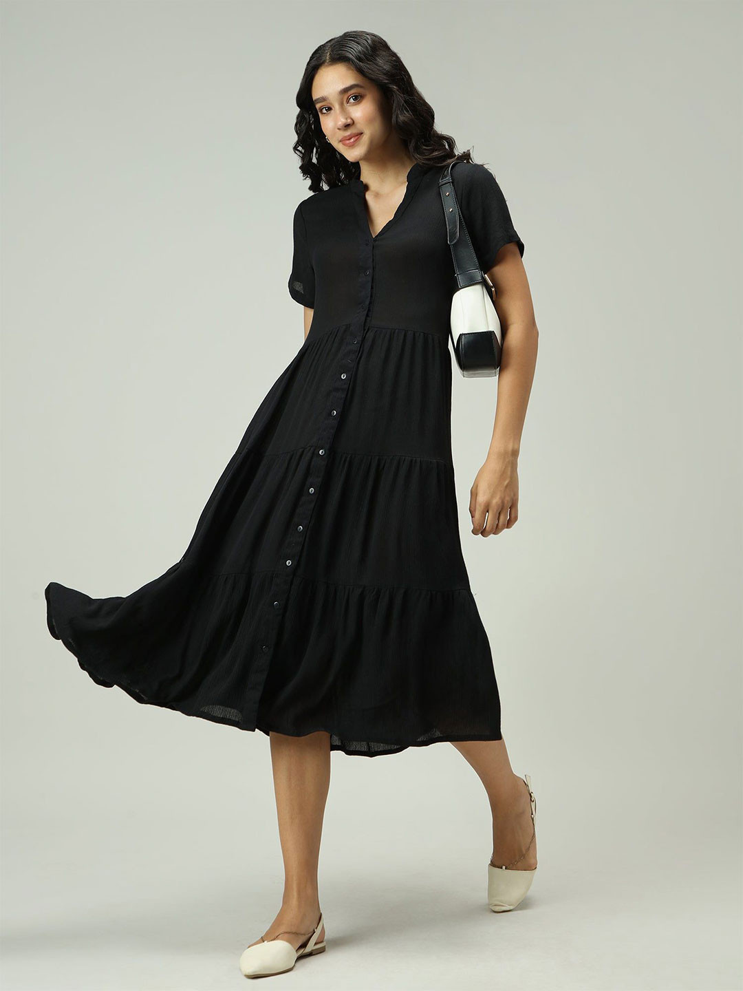 Outzidr Women Button Down Tiered Midi