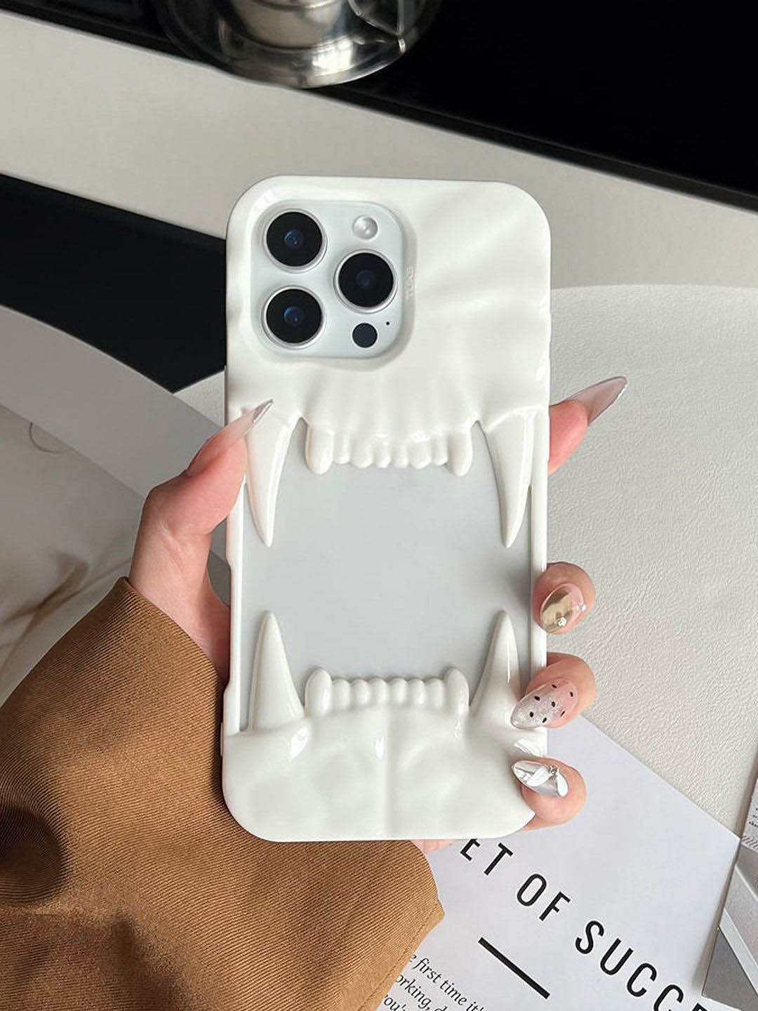 TREEMODA iPhone 13 Pro Back Case Mobile Accessories