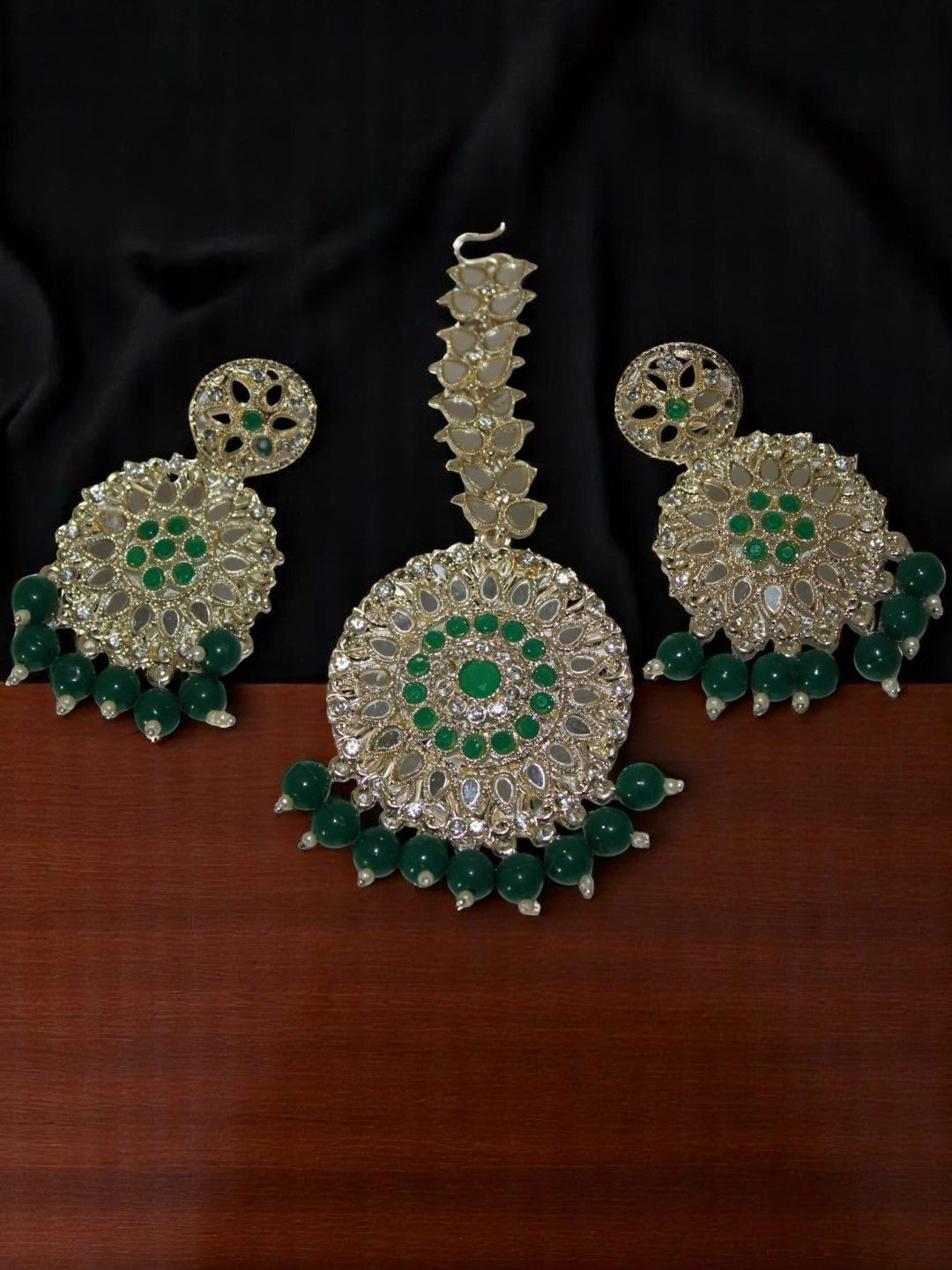 Jolly Faces Stones And Beads Jewellery Set