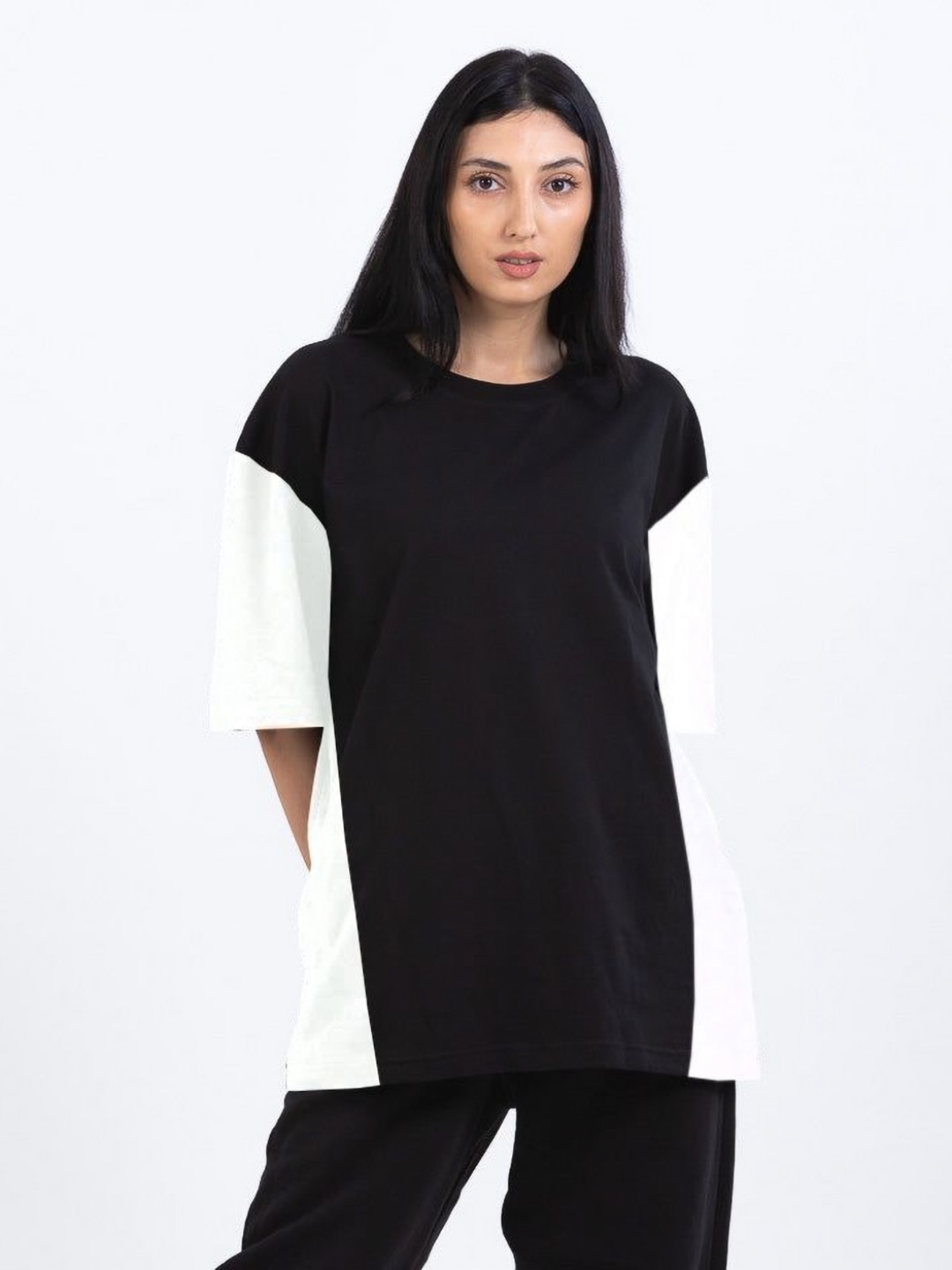 TheBTclub Women Dual tone Black Oversized T-shirt
