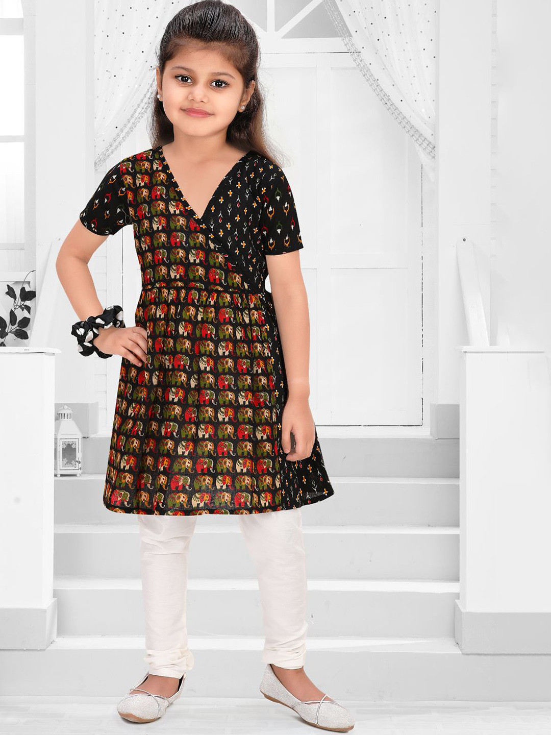 Pragya Exclusive Girls Ethnic Motifs Printed V-Neck Pure Cotton A-Line Kurta With Churidar