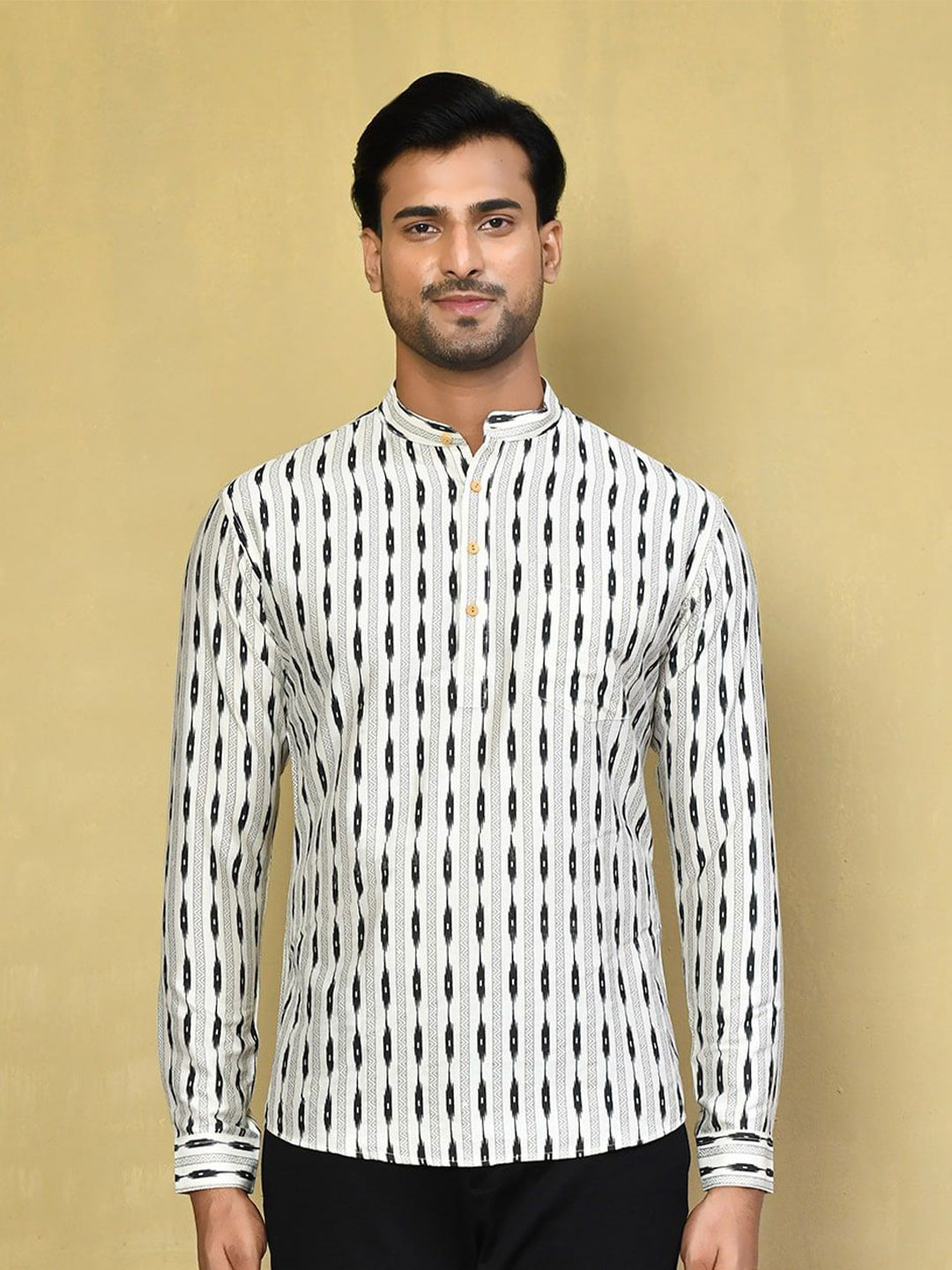 Arihant Rai Sinha Geometric Printed Band Collar Cotton Straight Short Kurta