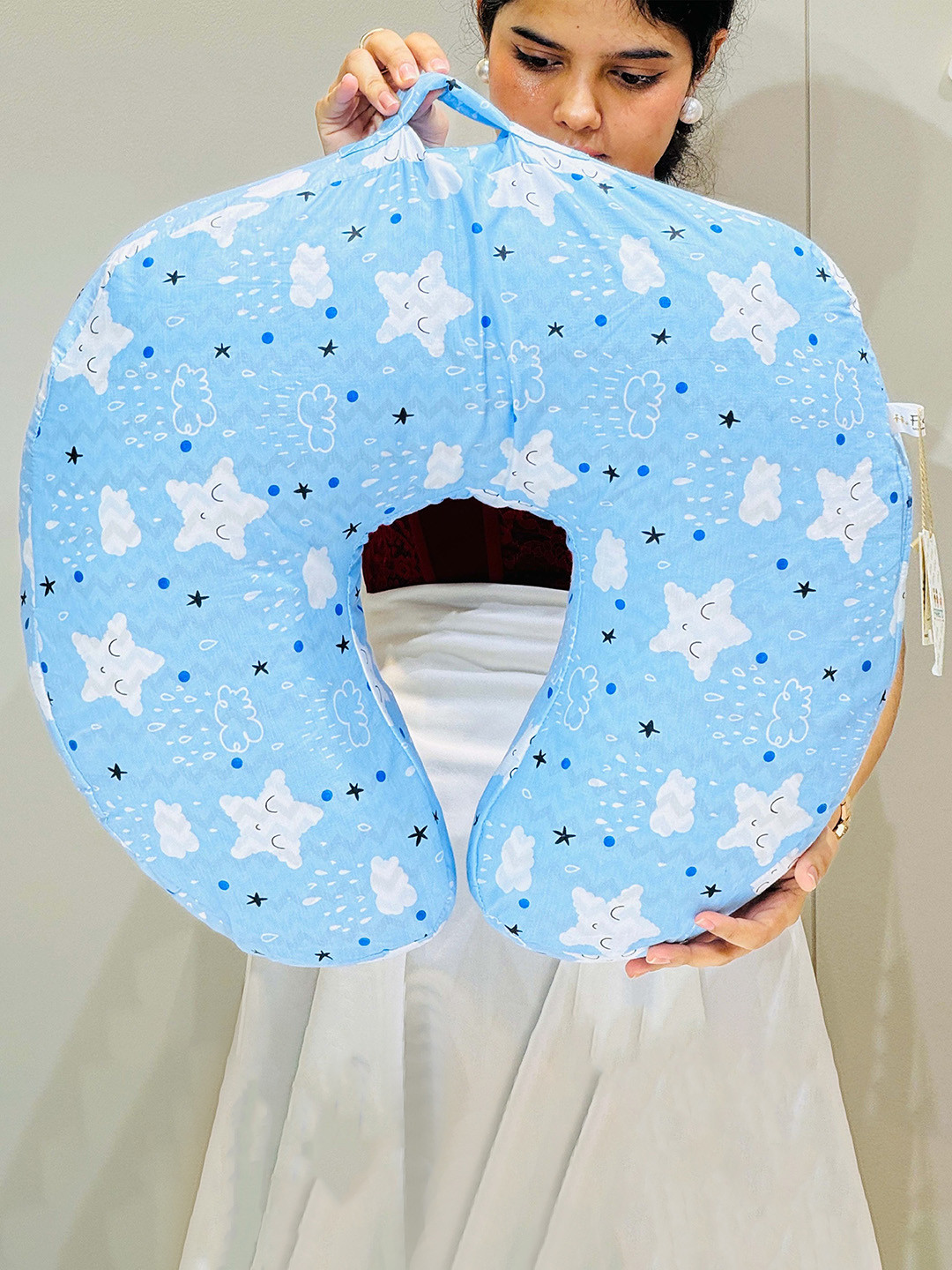 Fareto Infants Blue & White Printed Baby Bedding Essential Feeding Pillow