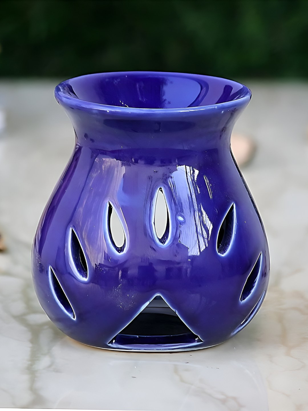 INDIAN ROYALS Blue Ceramic Aroma Oil Diffuser