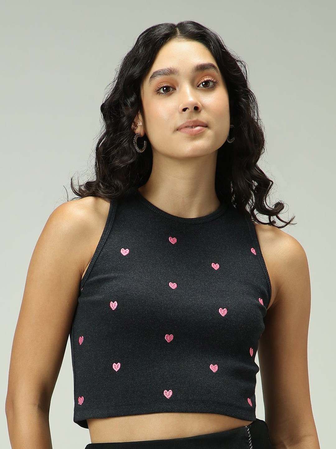 Outzidr Heart Embroidered Tank Top