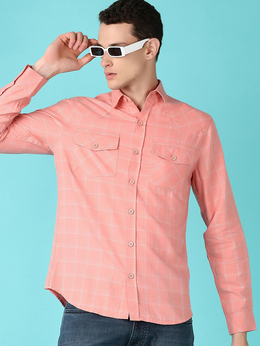LIMEROAD Men Pink & White Windowpane Checks Casual Shirt