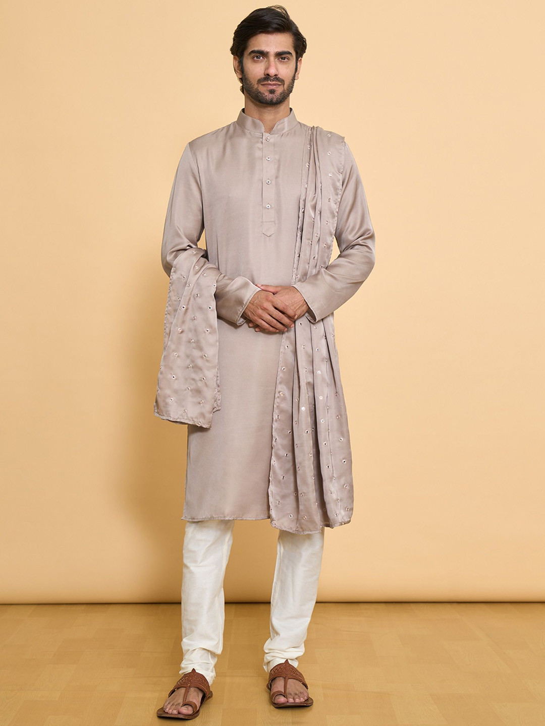 Arihant Rai Sinha Men Solid Kurta with Churidar & Dupatta