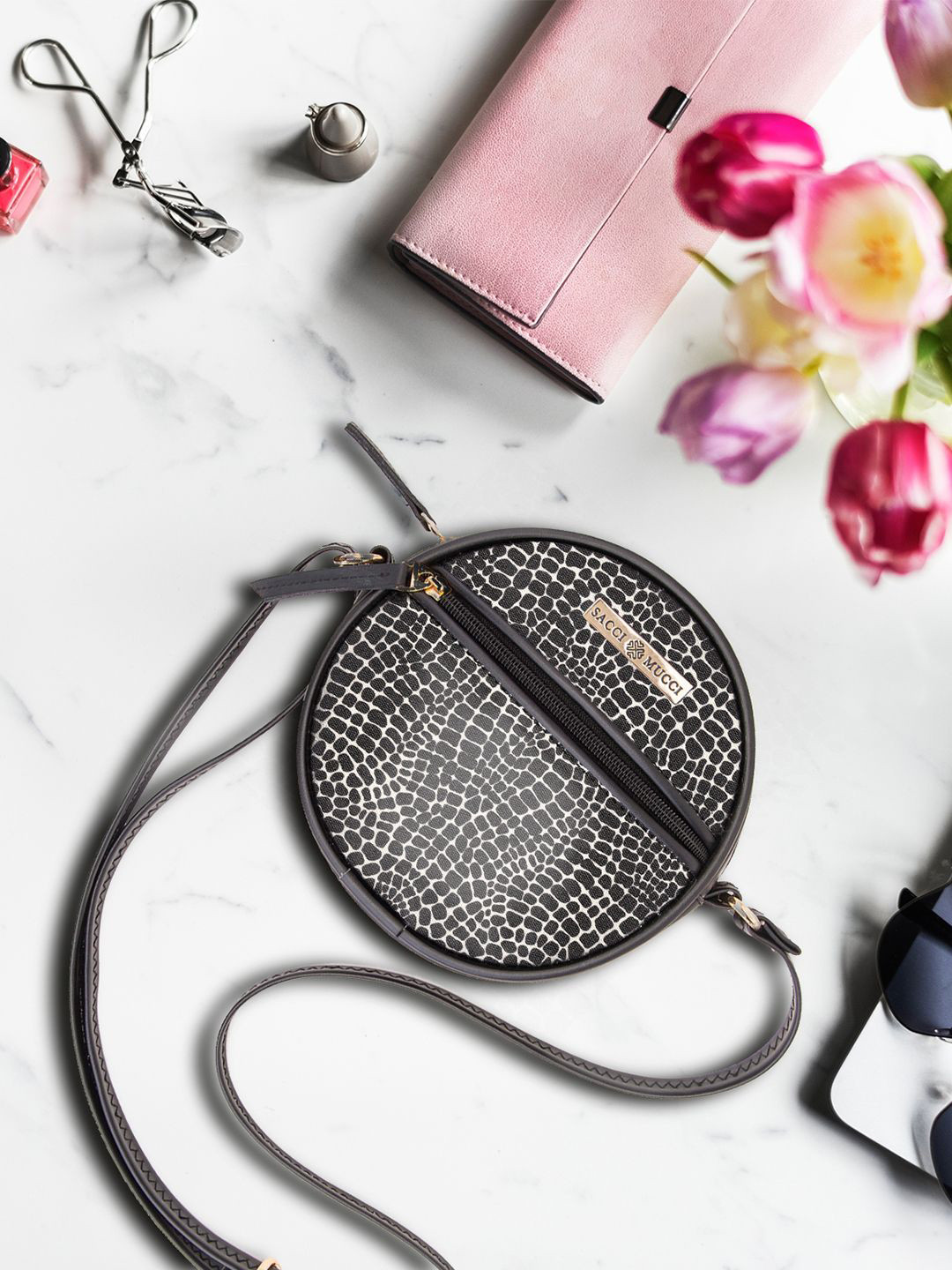 Sacci Mucci Women Animal Printed Zip Detail Handheld Bag