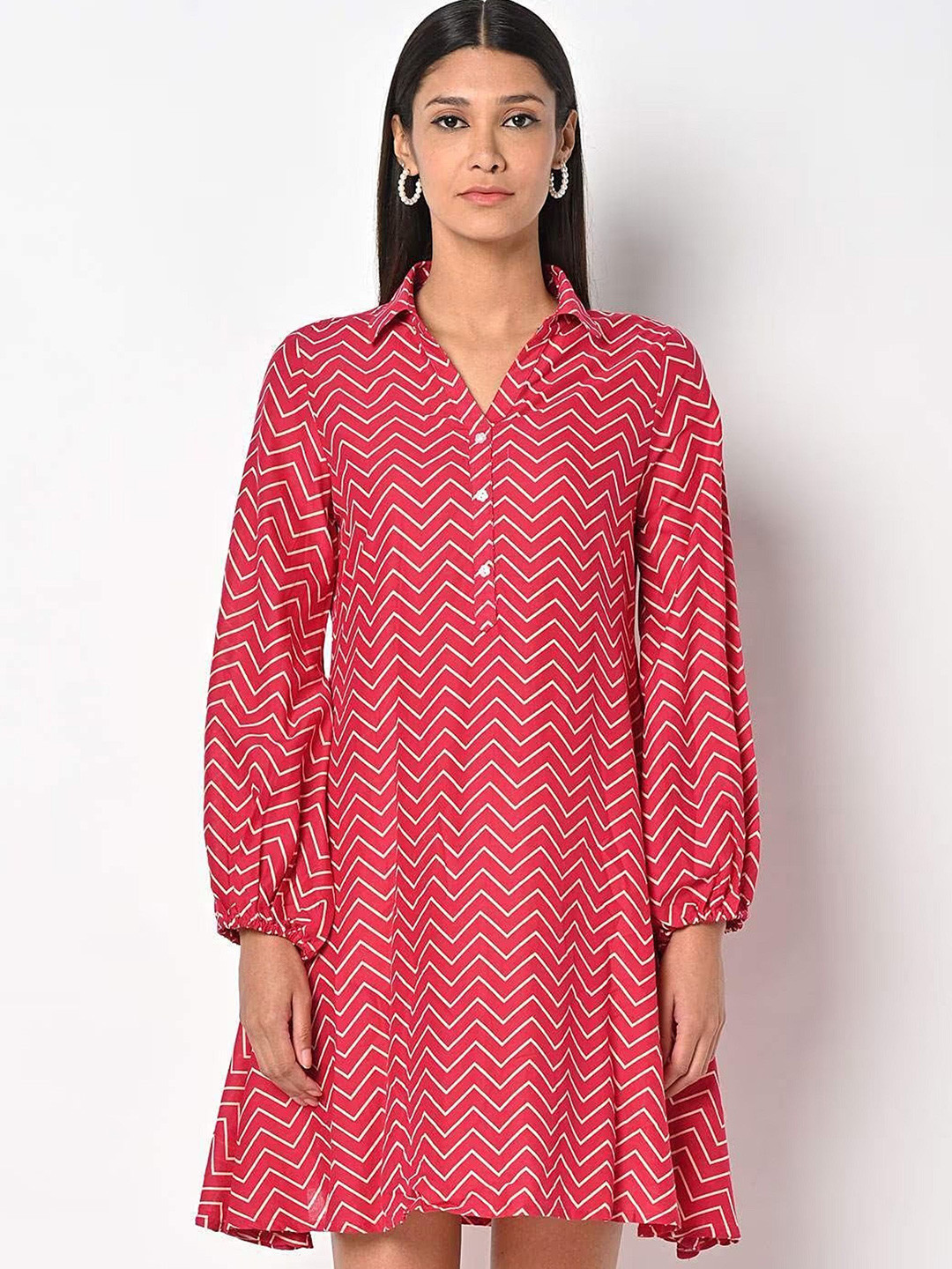SAKURA Chevron Printed Puff Sleeves A-Line Dress
