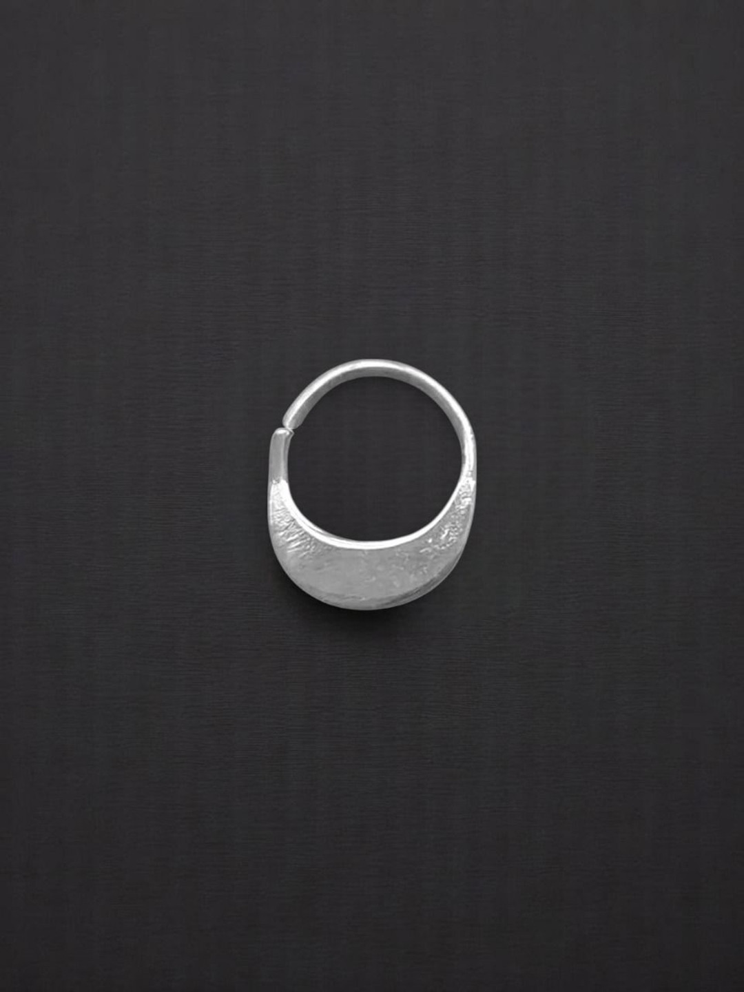 Sangria 925 Sterling Silver Sacred Loop Ring Septum Nosepin