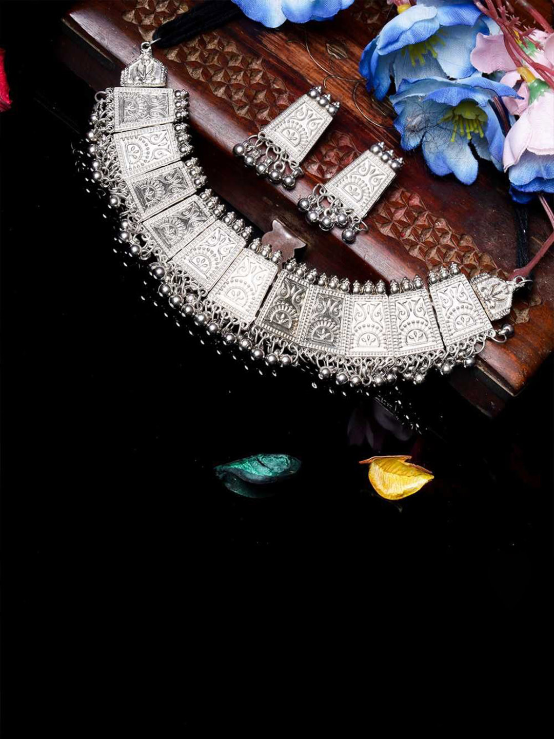 Bling Queen Silver-Plated Oxidised Tassel Beads  Jewellery Set