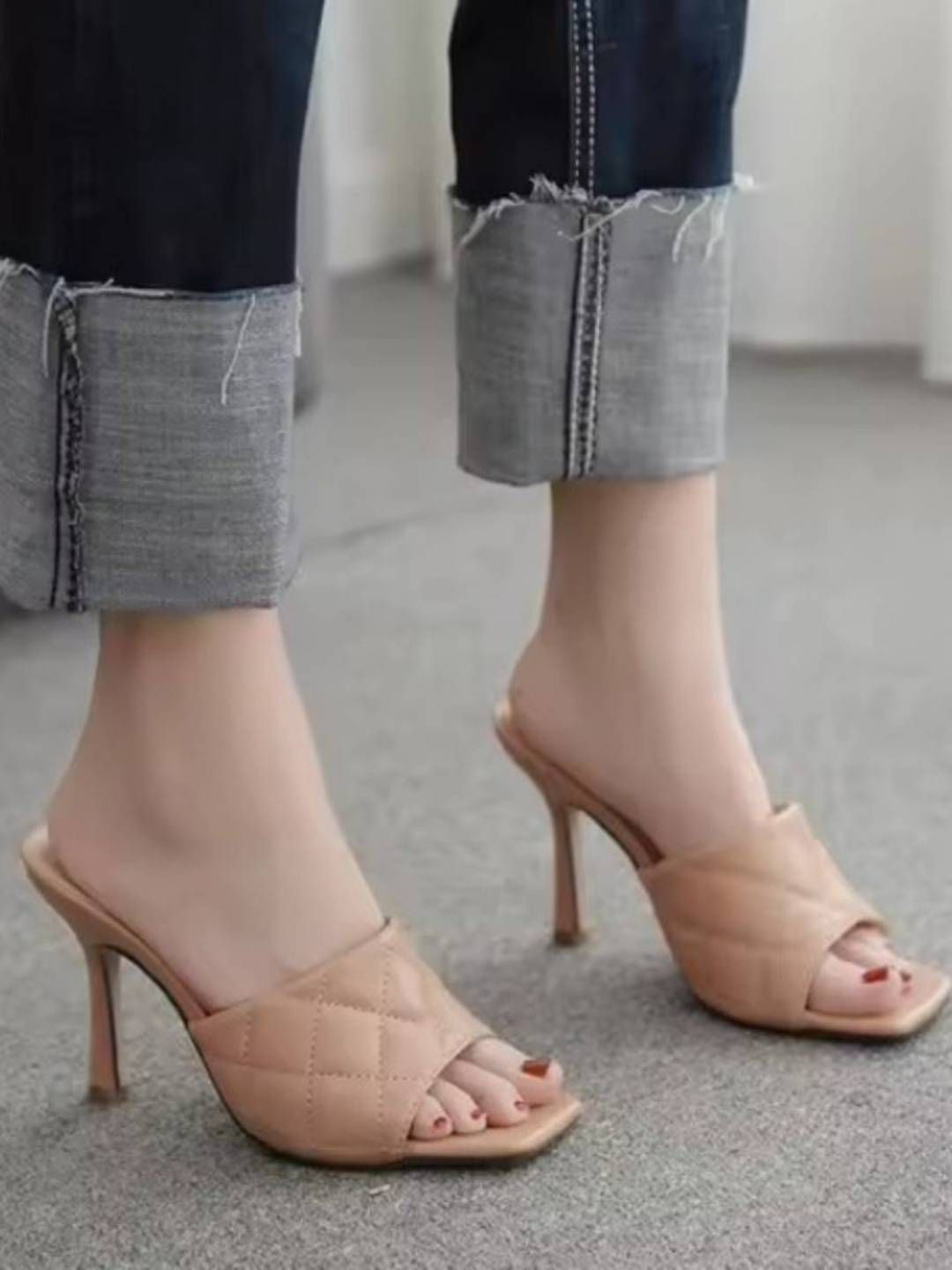 GLO GLAMP Women Skin Color Aurum Heels