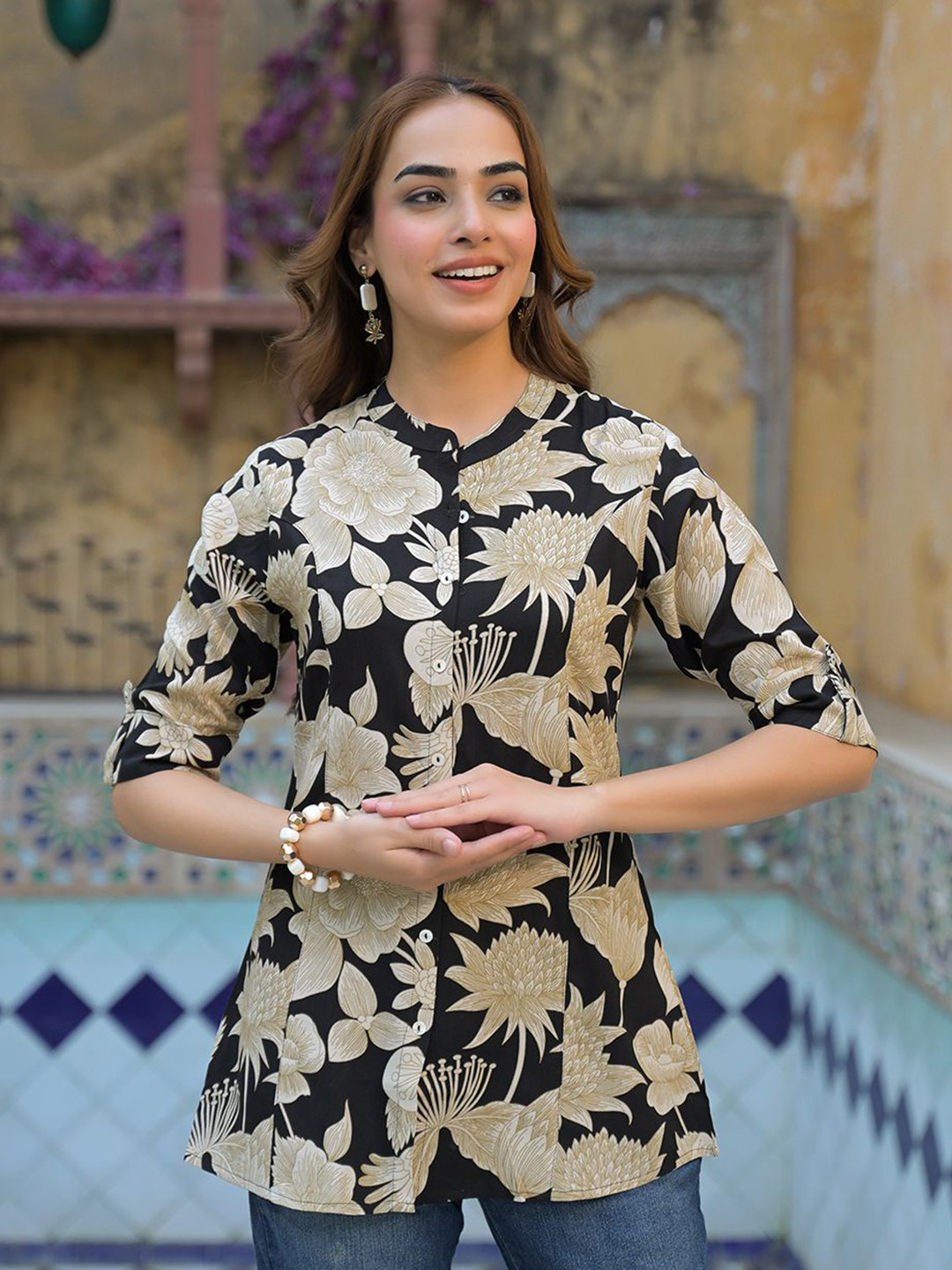 Divena Women Floral Printed A-Line Top