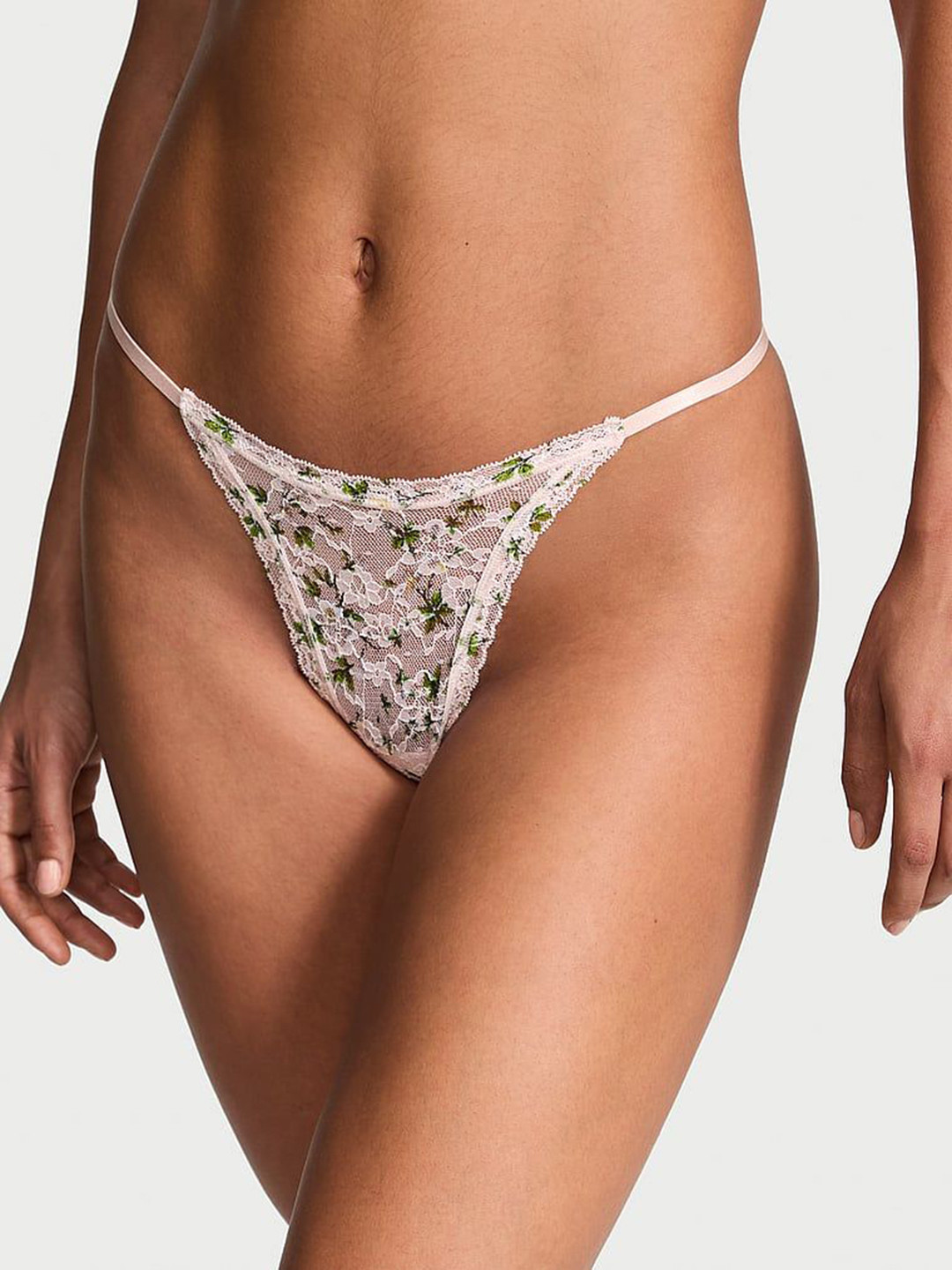 Victoria's Secret Low-Rise Lace Thong - 1123646474OW