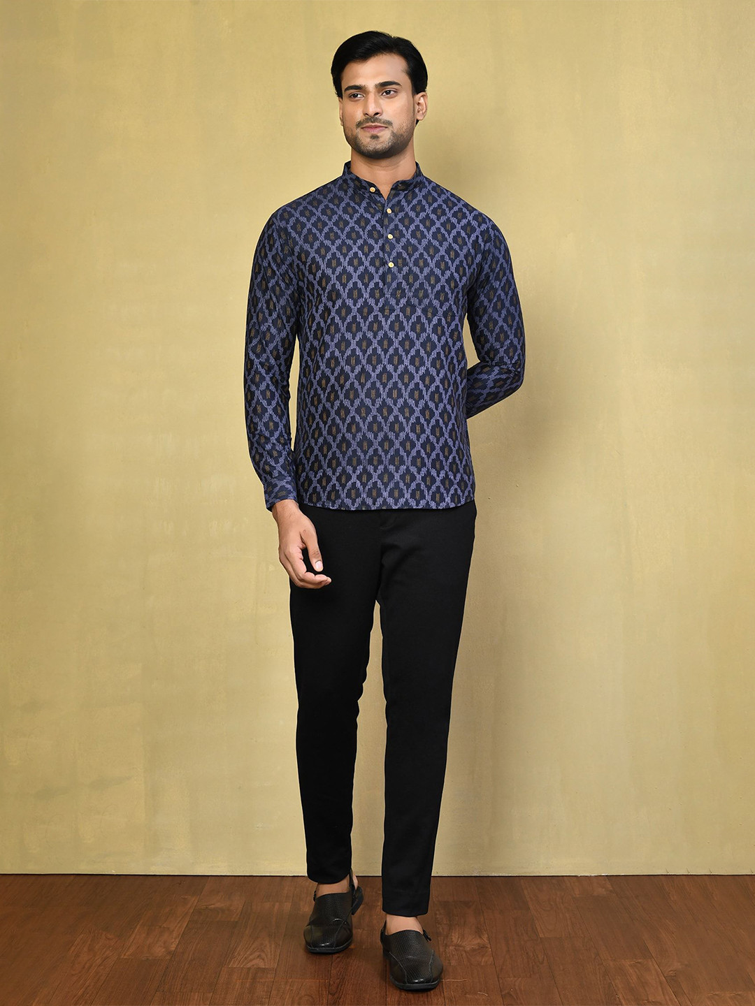 Arihant Rai Sinha Geometric Printed Band Collar Cotton Straight Short Kurta