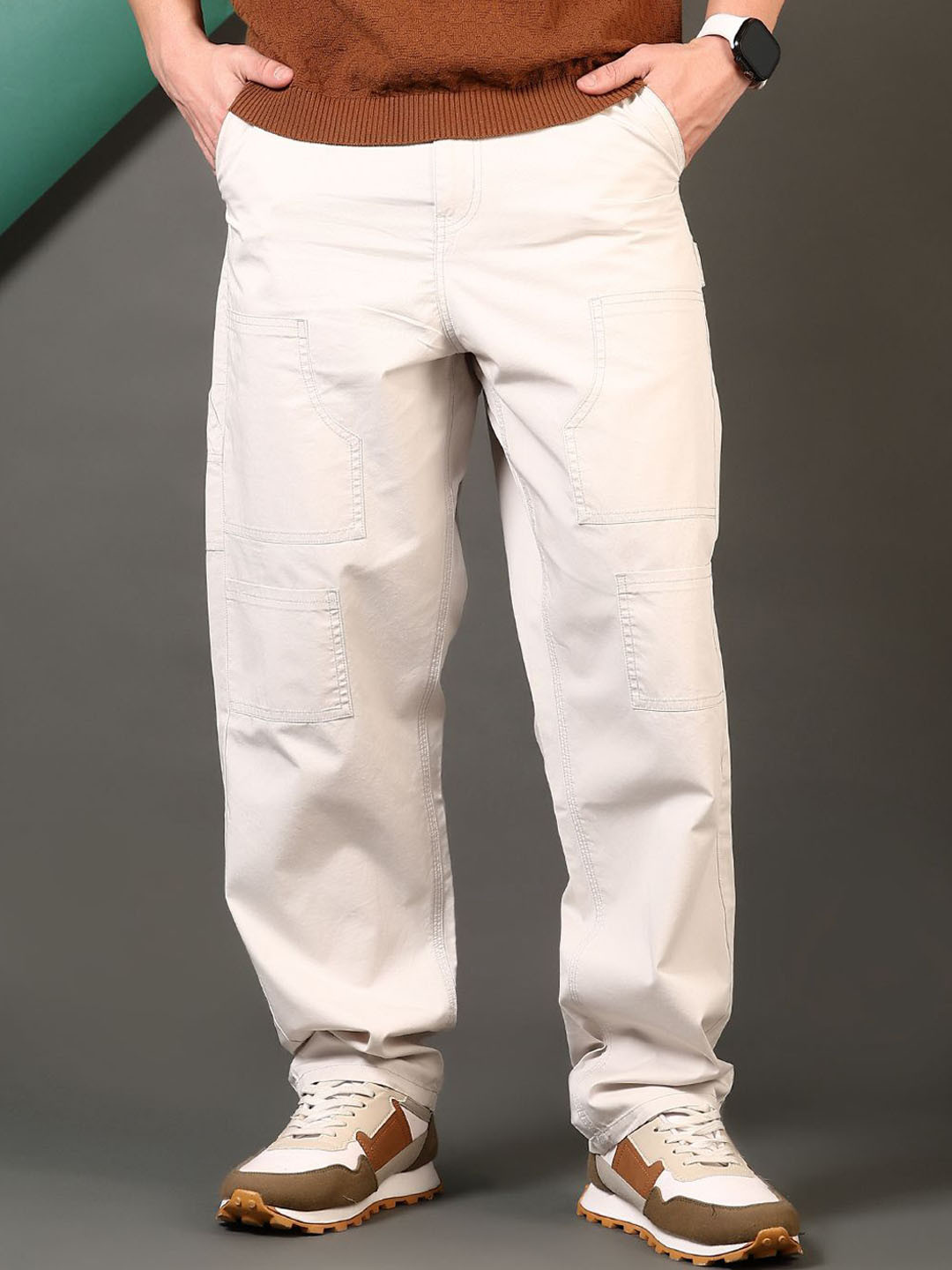 LIMEROAD Men Solid Self Design Cargos Regular Fit Regular Fit Flat-Front Cargos Trousers