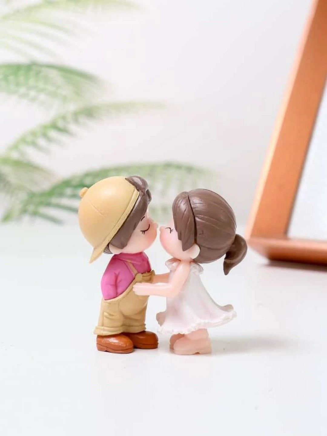 ANTIQ CREATION Cute Romantic Cap Close Couple White Polyresin Glossy Kid Room Set of 2 Small Showpieces - 0.8 Inches