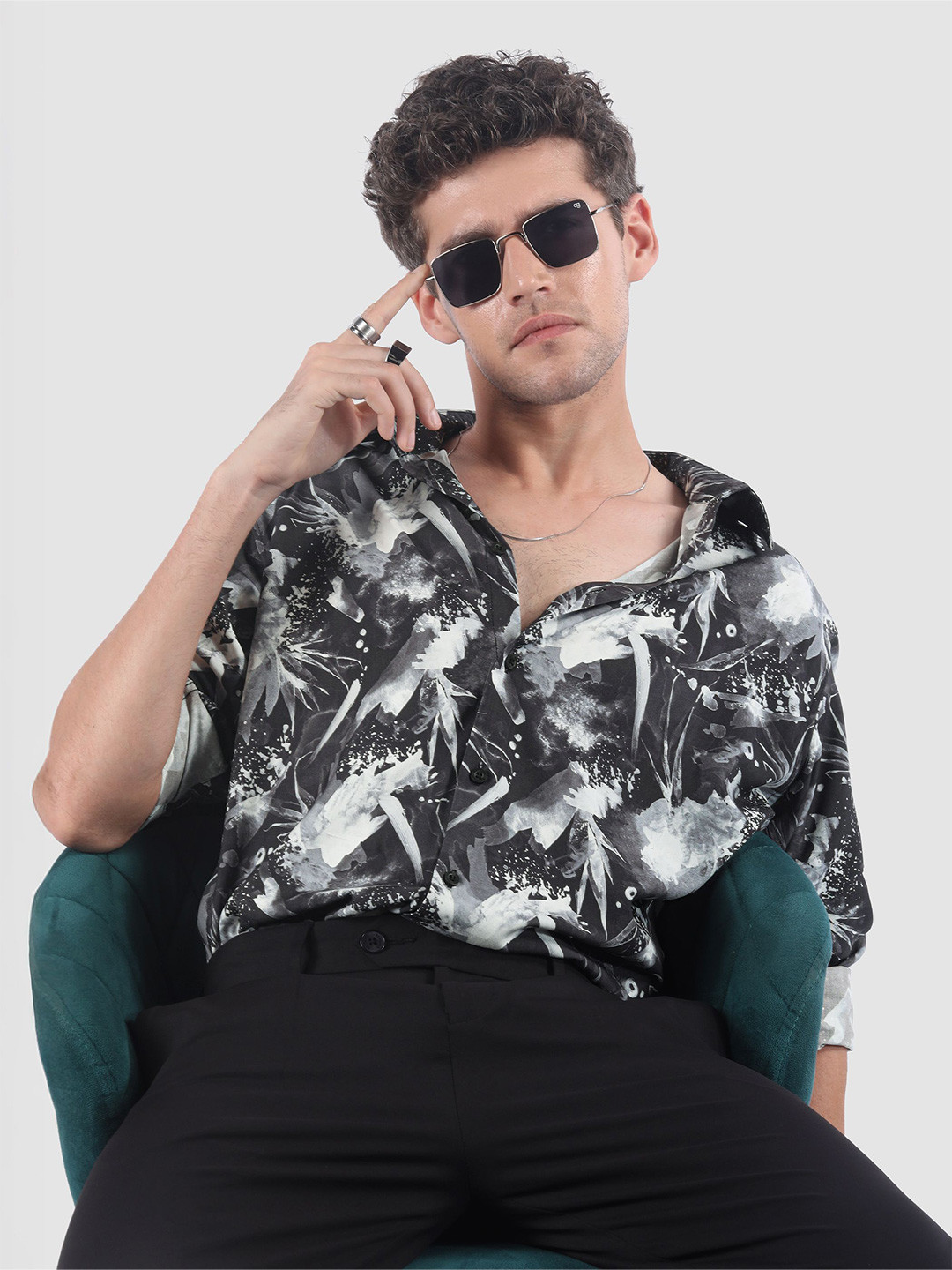 Beyoung Men Dark Grey Splash Printed Shirt
