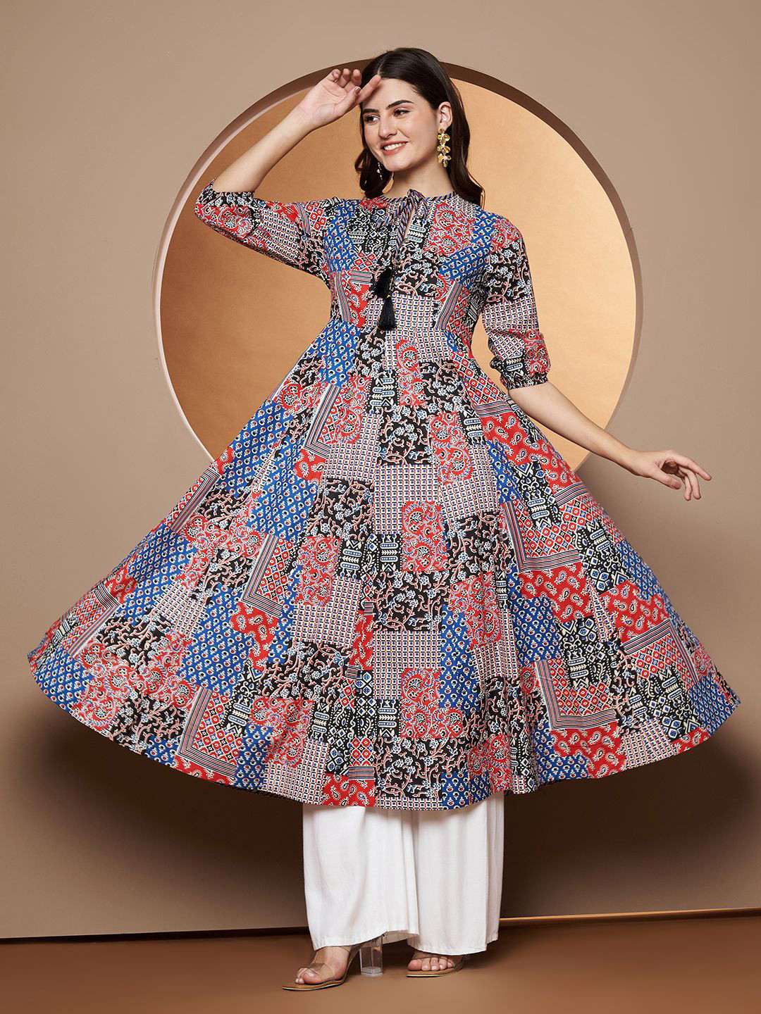 Poshak Hub Women Floral Printed Tie-Up Neck Anarkali Kurtas