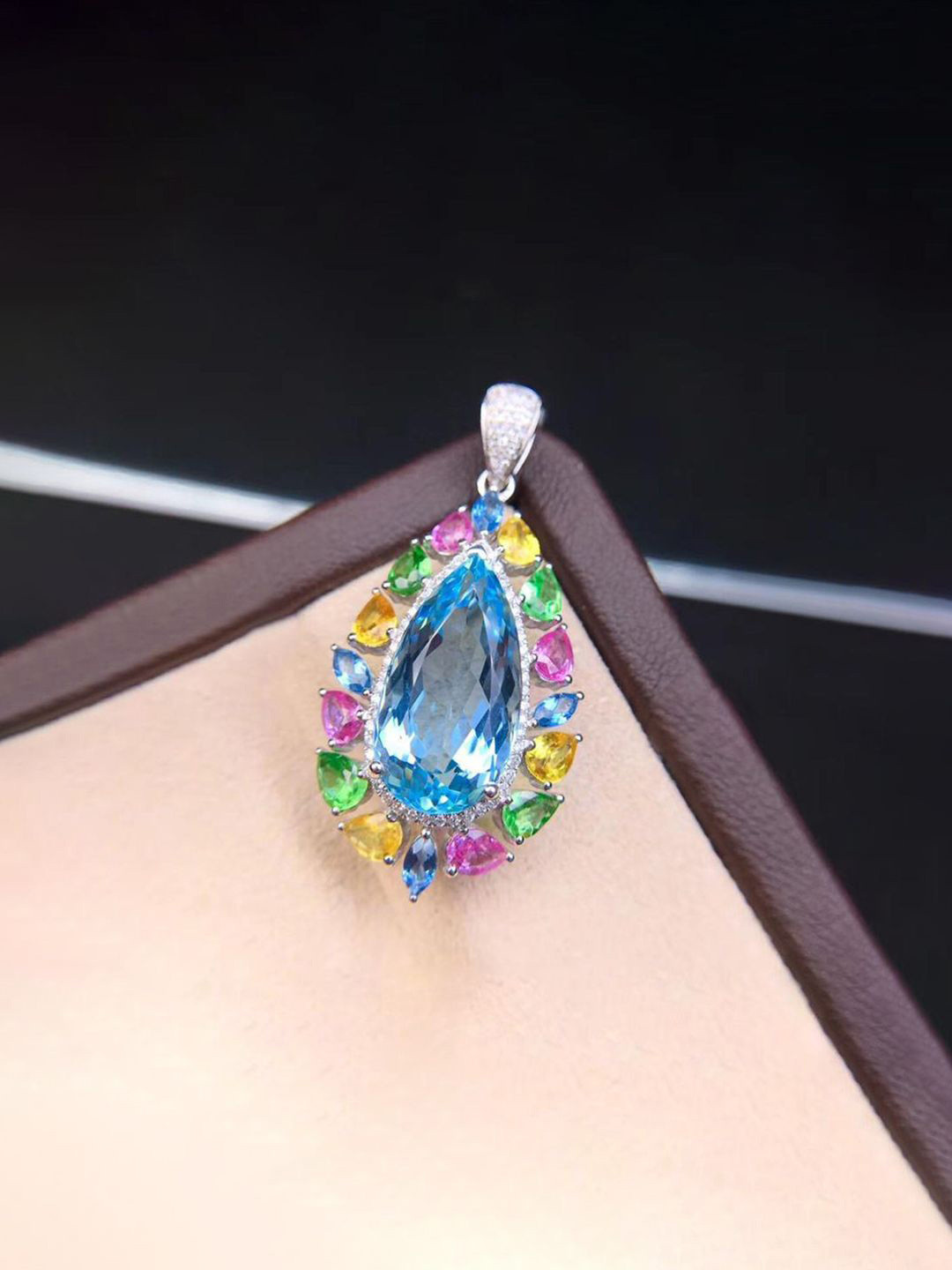 Designs & You Silver-Plated Cubic Zirconia Tear Drop Shaped Pendants With Chains