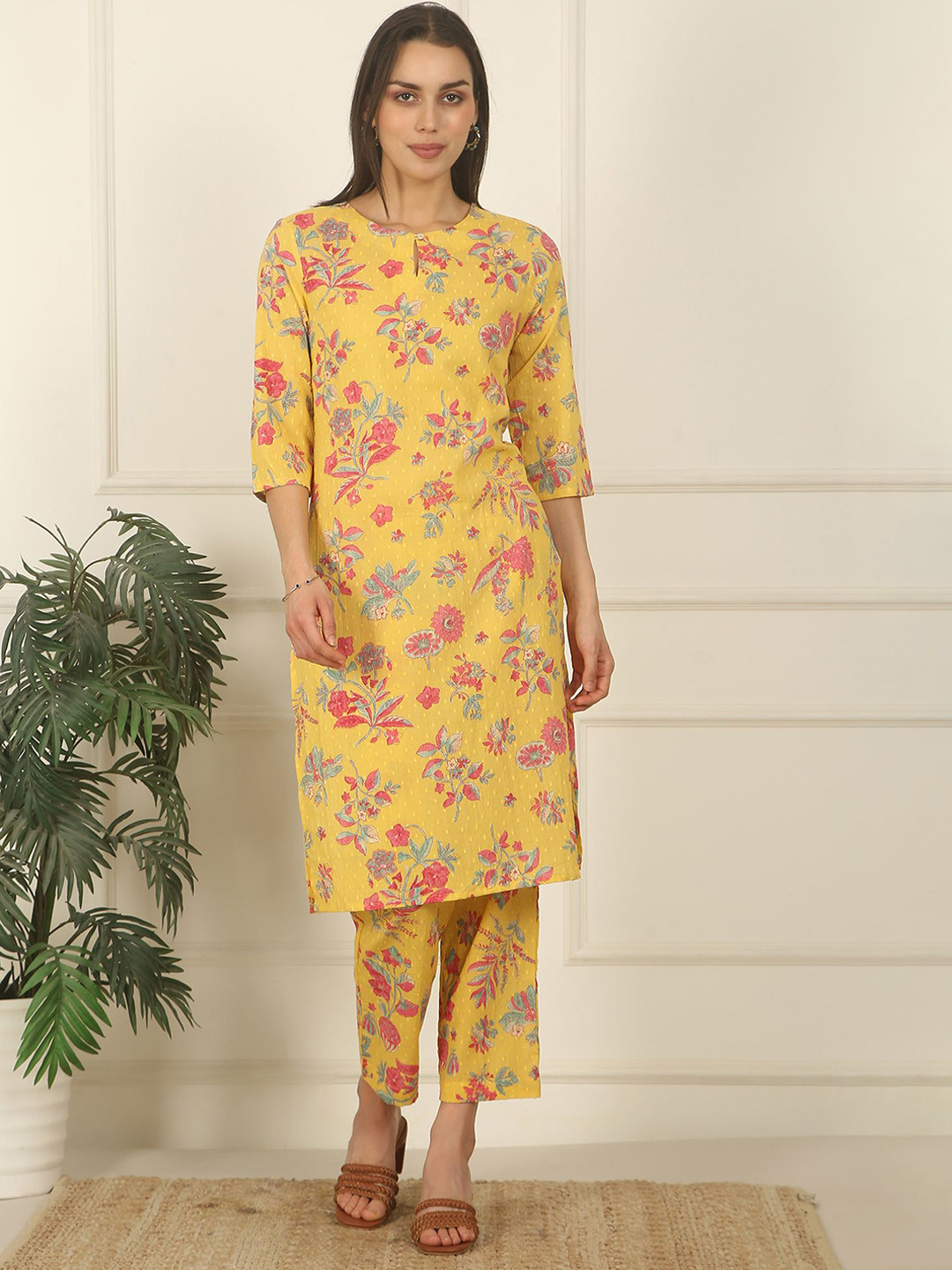 W Women Floral Printed Regular Straight Calf Length Kurta with Trousers