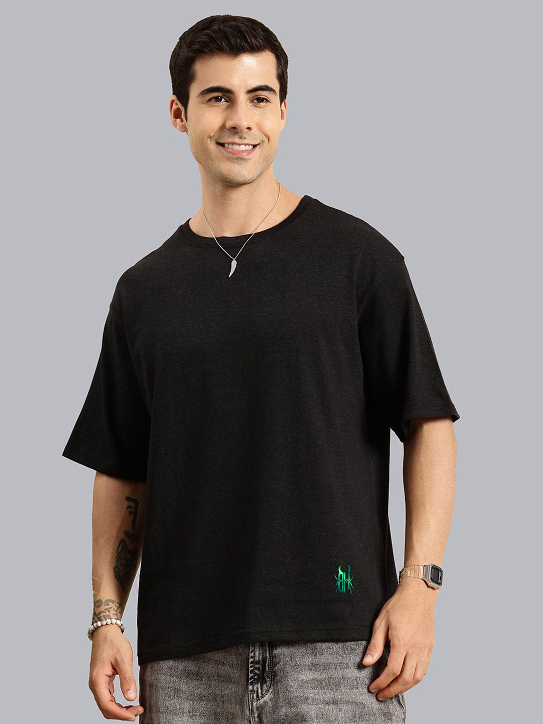 THE BEETEL HOUSE Men Solid Oversized Regular T-shirt