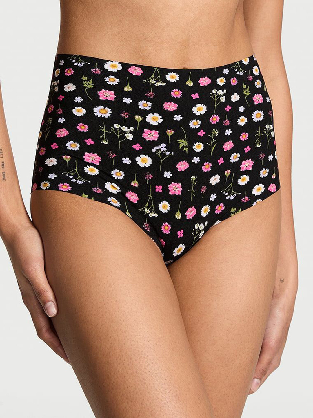 Victoria's Secret Women Printed Basic Briefs 1126266274XV