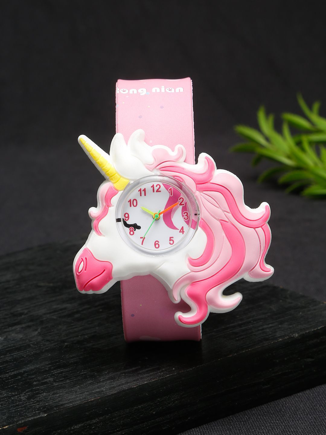 Stoln Unisex Kids Embellished Dial & Straps Analogue Watch 25-18731-2